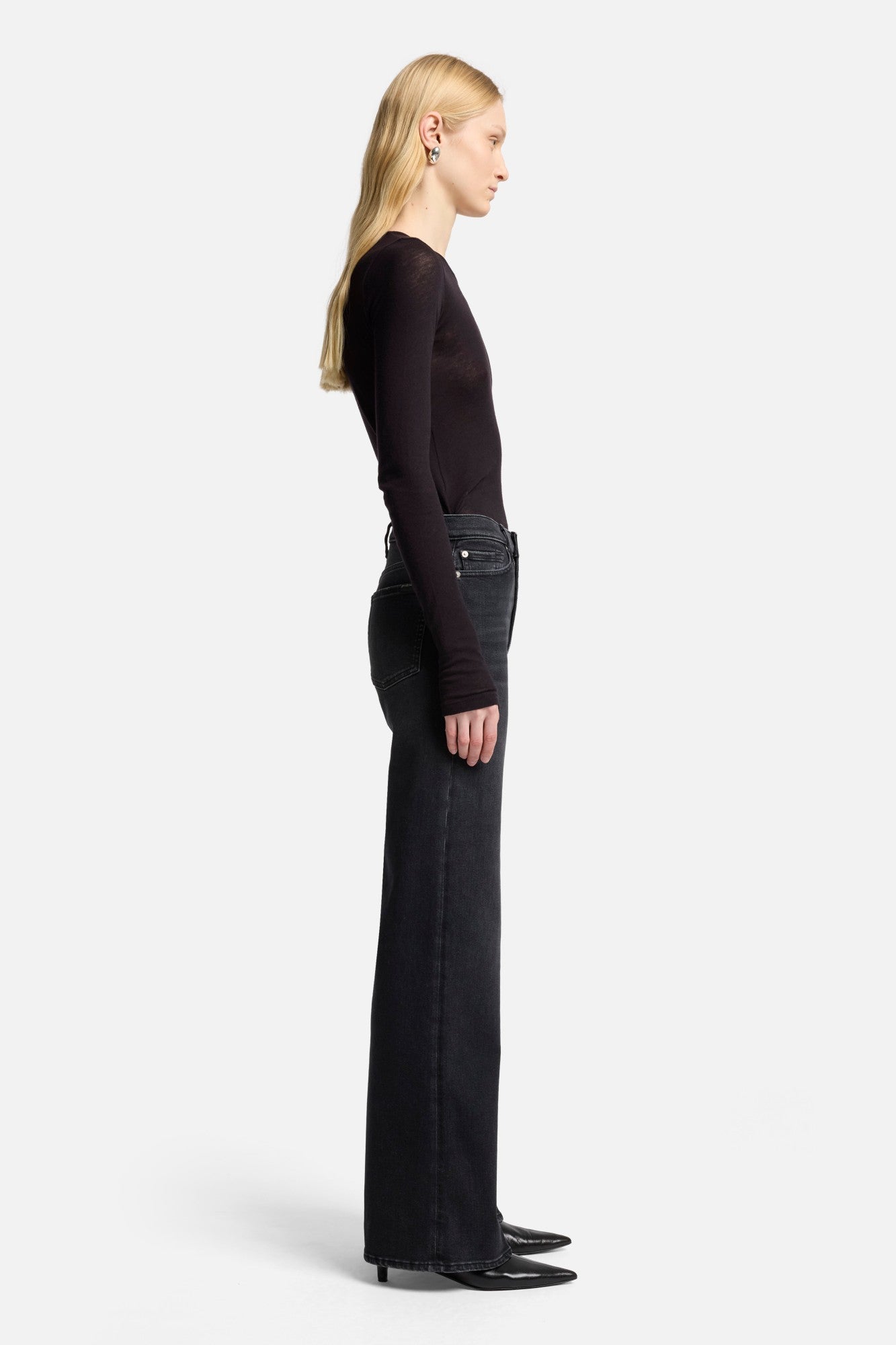 7-for-all-mankind-jo-ultra-high-rise-wide-leg-damen-jeans-in-bottomline image 6