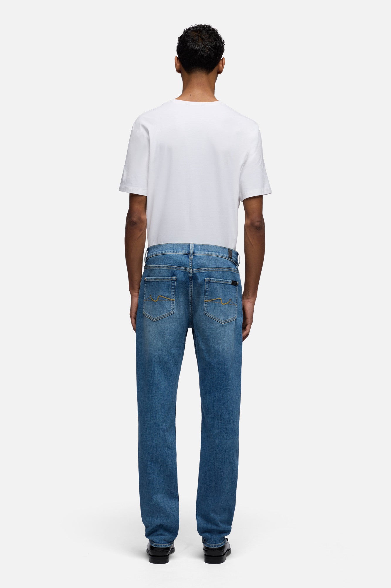 7-for-all-mankind-slimmy-tapered-herrenjeans-luxe-performance-wavefrom image 5