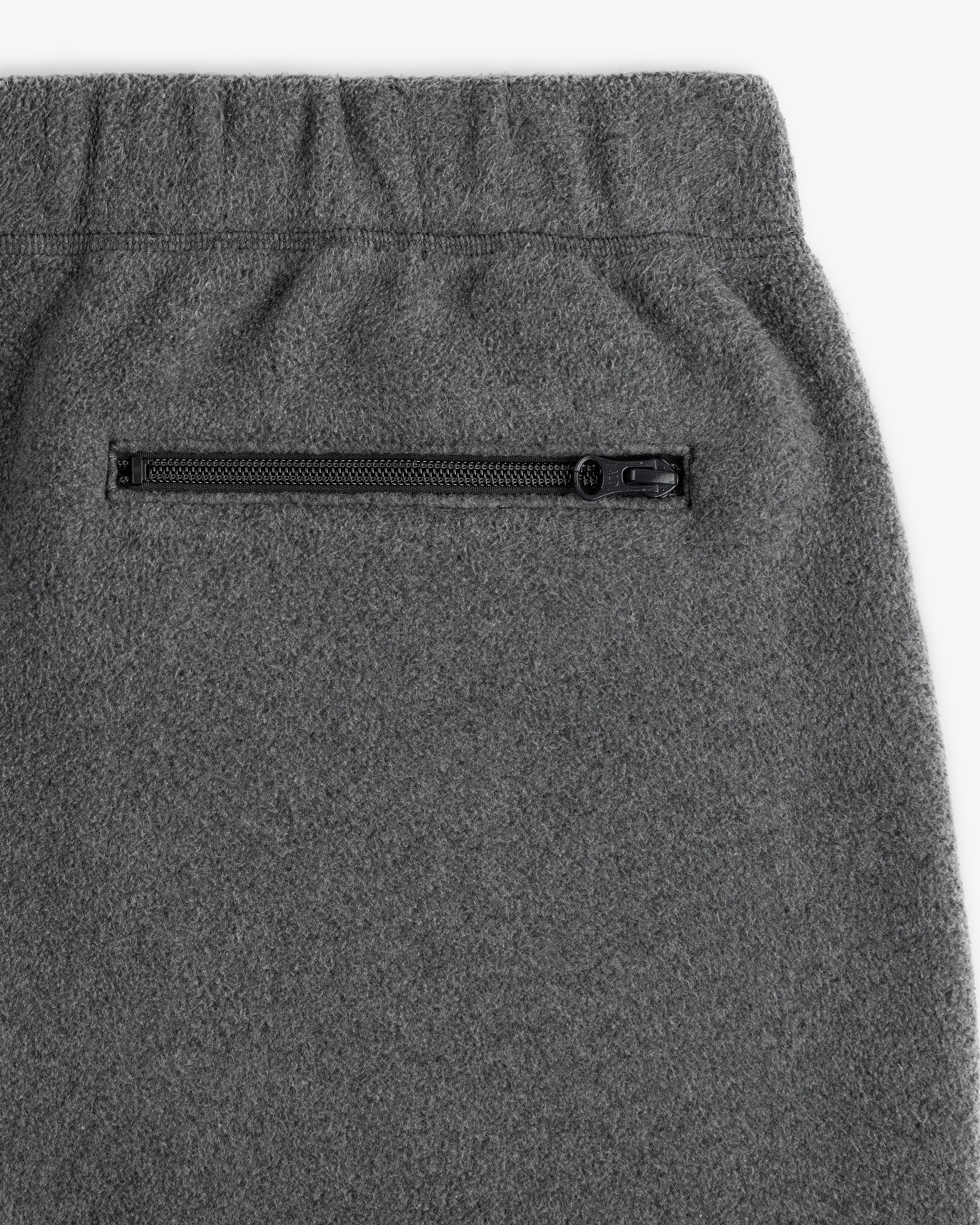aim-leon-dore-crest-fleece-sweatpant-herren-jogginghose-grau image 5