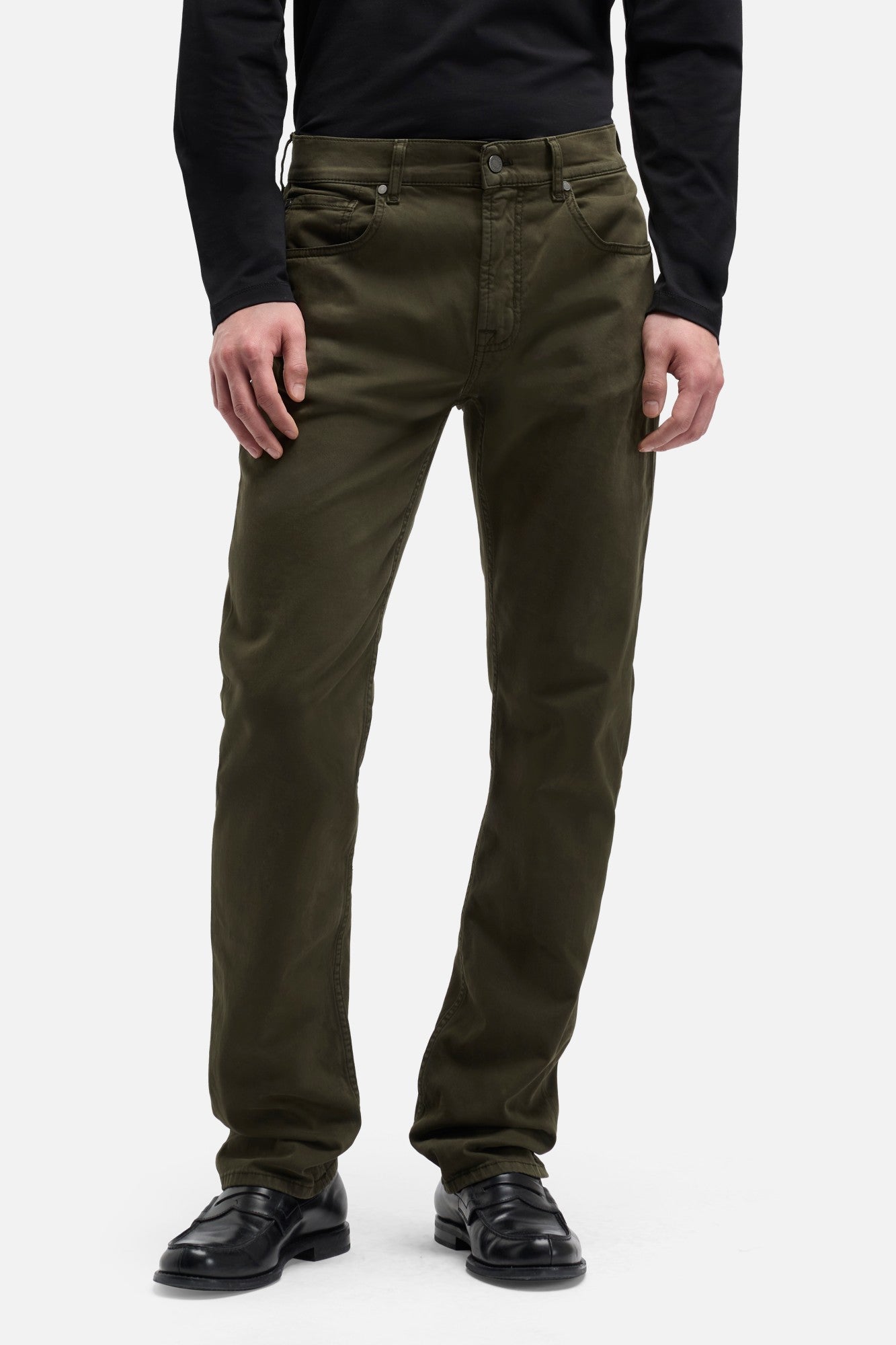 7-for-all-mankind-luxe-performance-sateen-straight-hose-in-dark-olive image 3