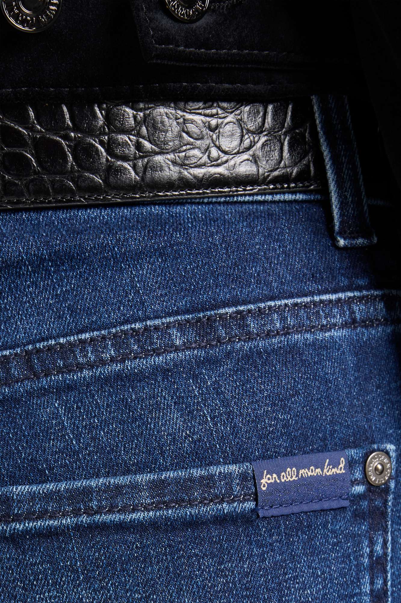 7-for-all-mankind-leggy-bootcut-jeans-slim-illusion-soho-dark-damen image 4