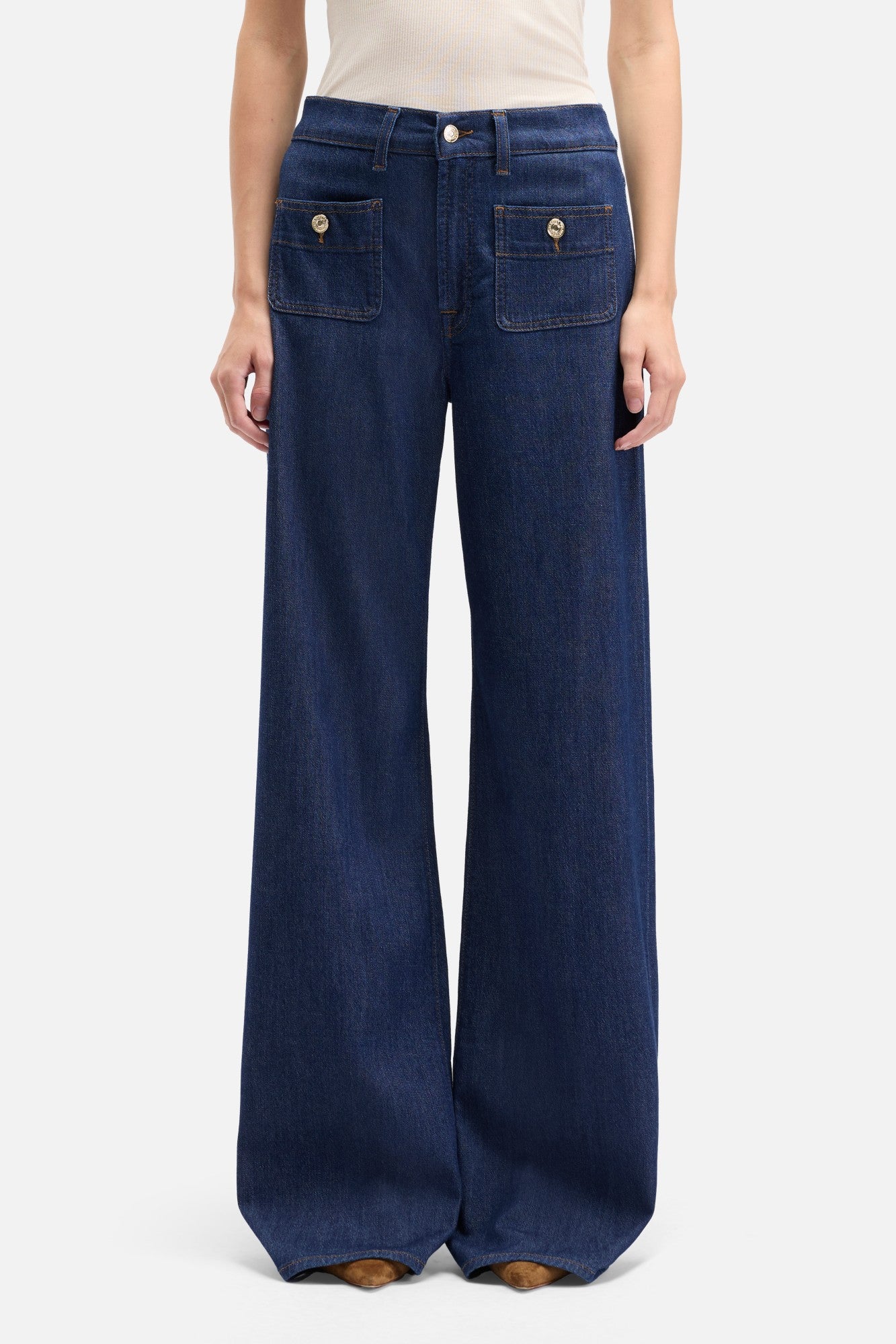 7-for-all-mankind-lotta-wide-leg-jeans-weightless-halona image 3