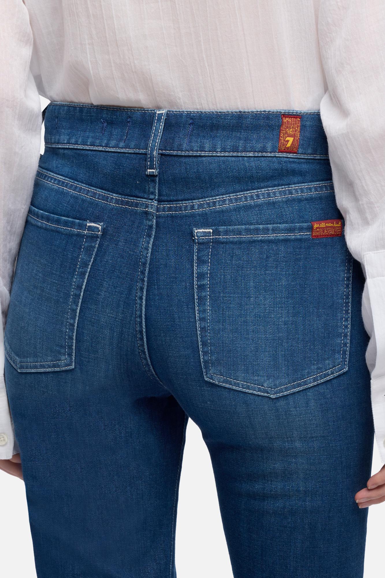 7-for-all-mankind-leggy-bootcut-jeans-in-left-hand-stormy-drift image 4