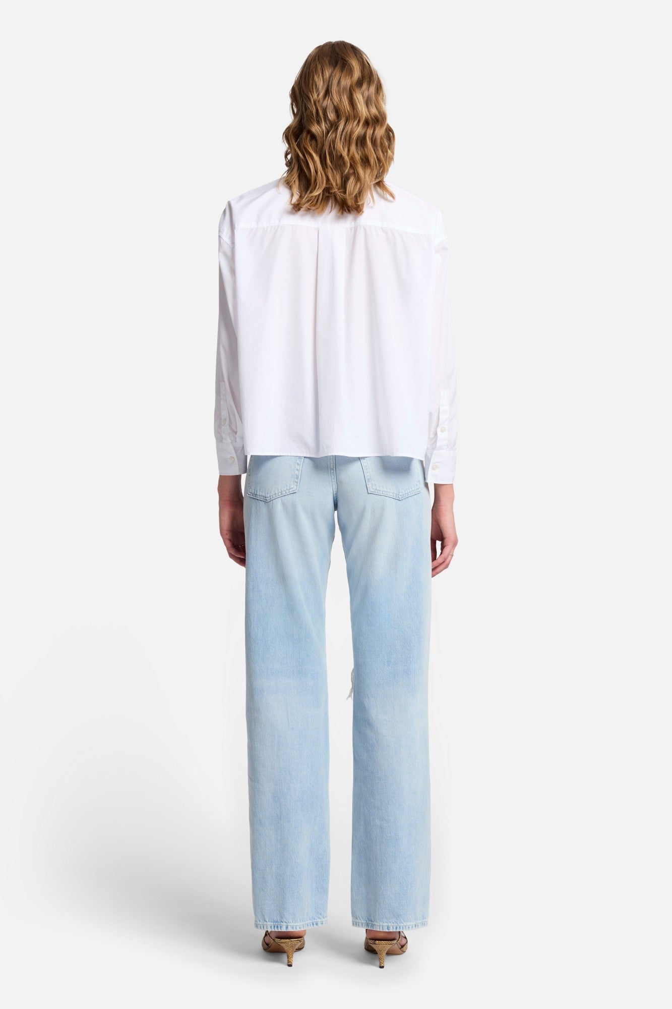 7-for-all-mankind-cropped-poplin-button-down-hemd-damen-wei image 4