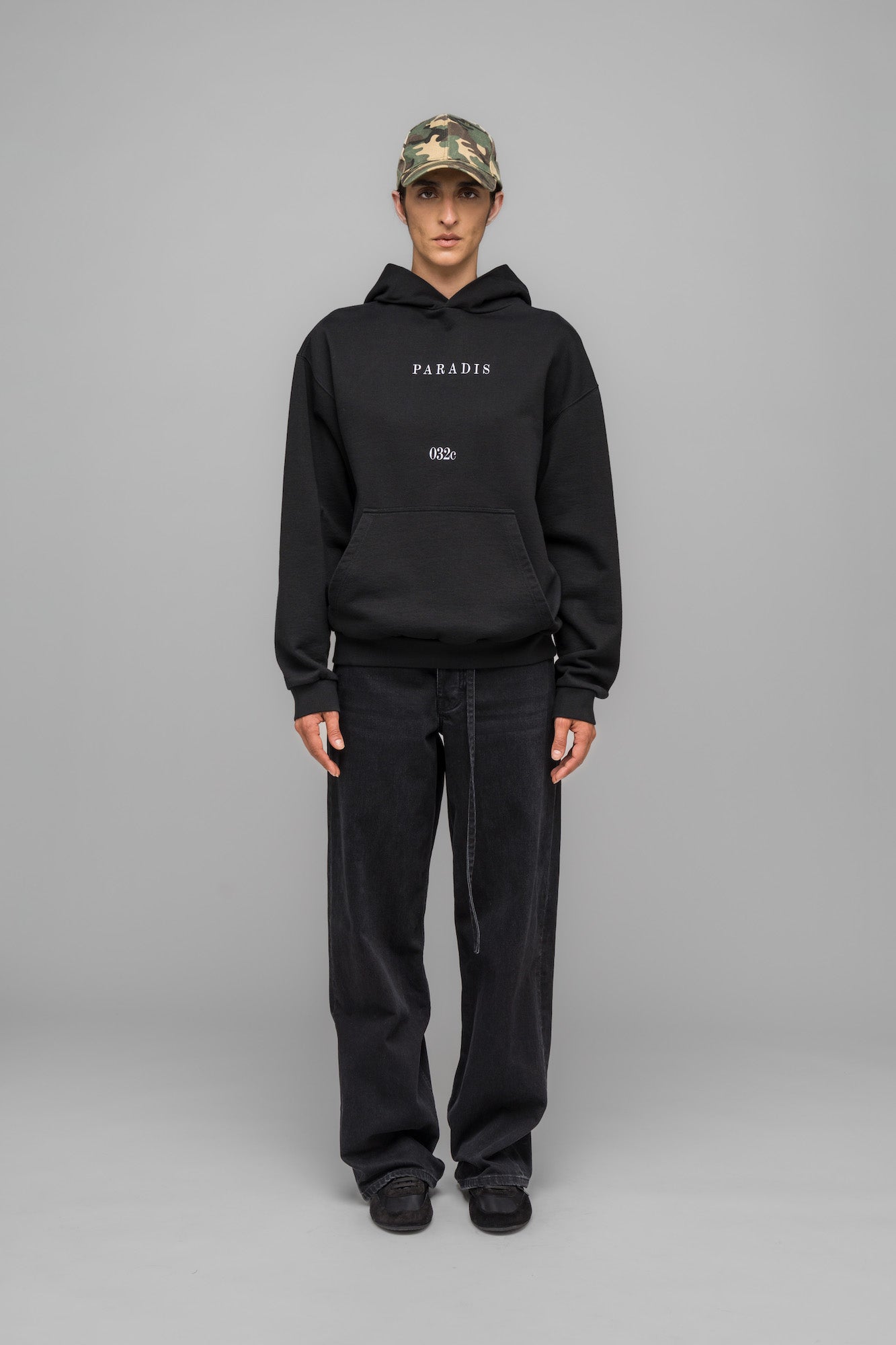 032c-buy-me-an-island-hoodie-paradis-032c image 1