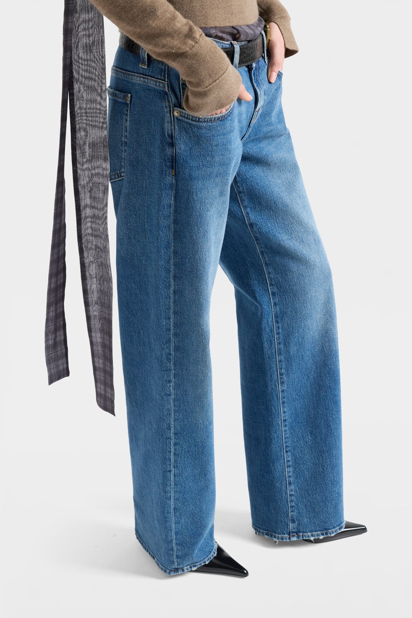 7-for-all-mankind-mankind-low-straight-jeans-explorer image 6