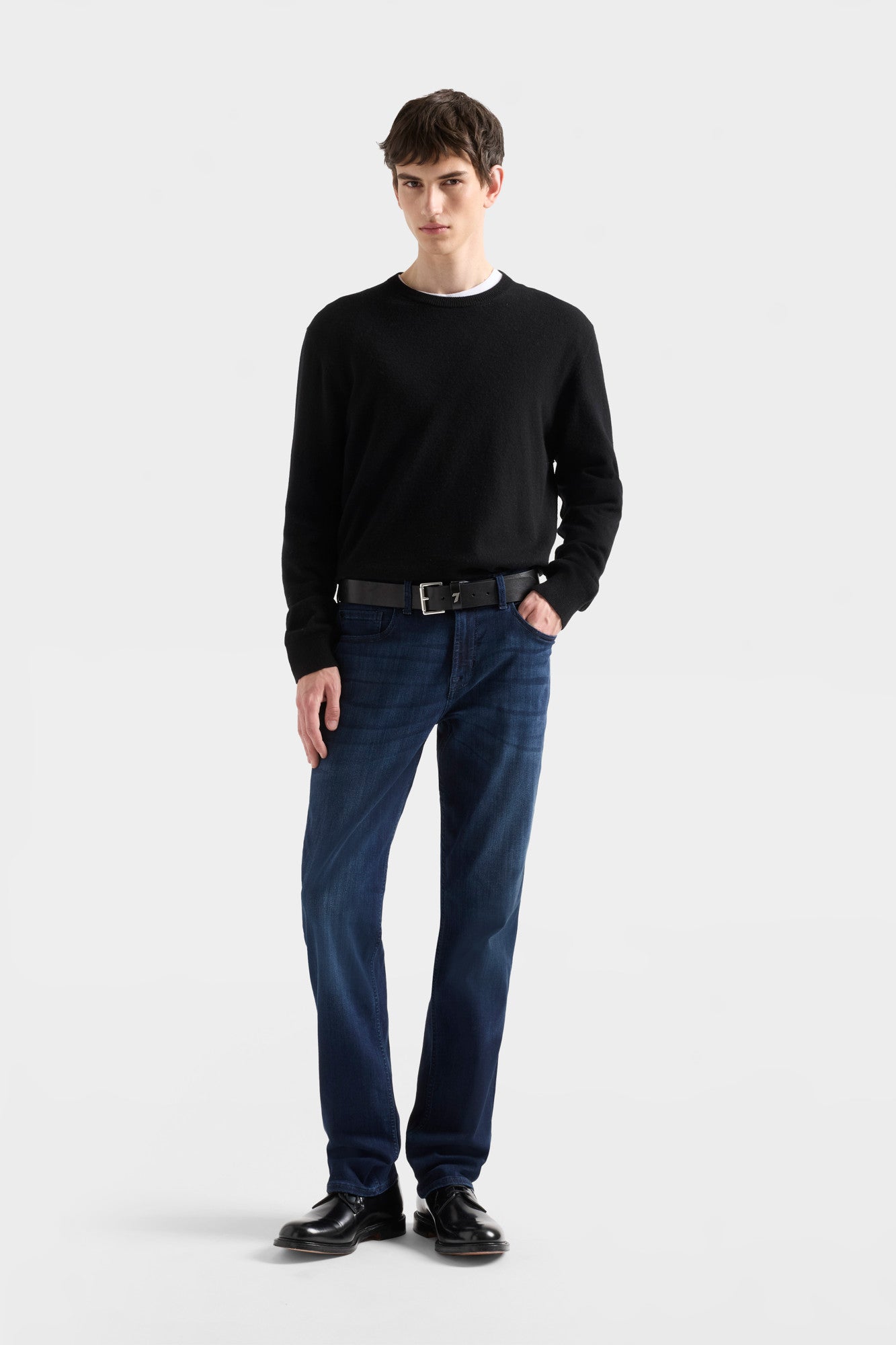 7-for-all-mankind-standard-straight-jeans-luxe-performance-deep-blue image 2