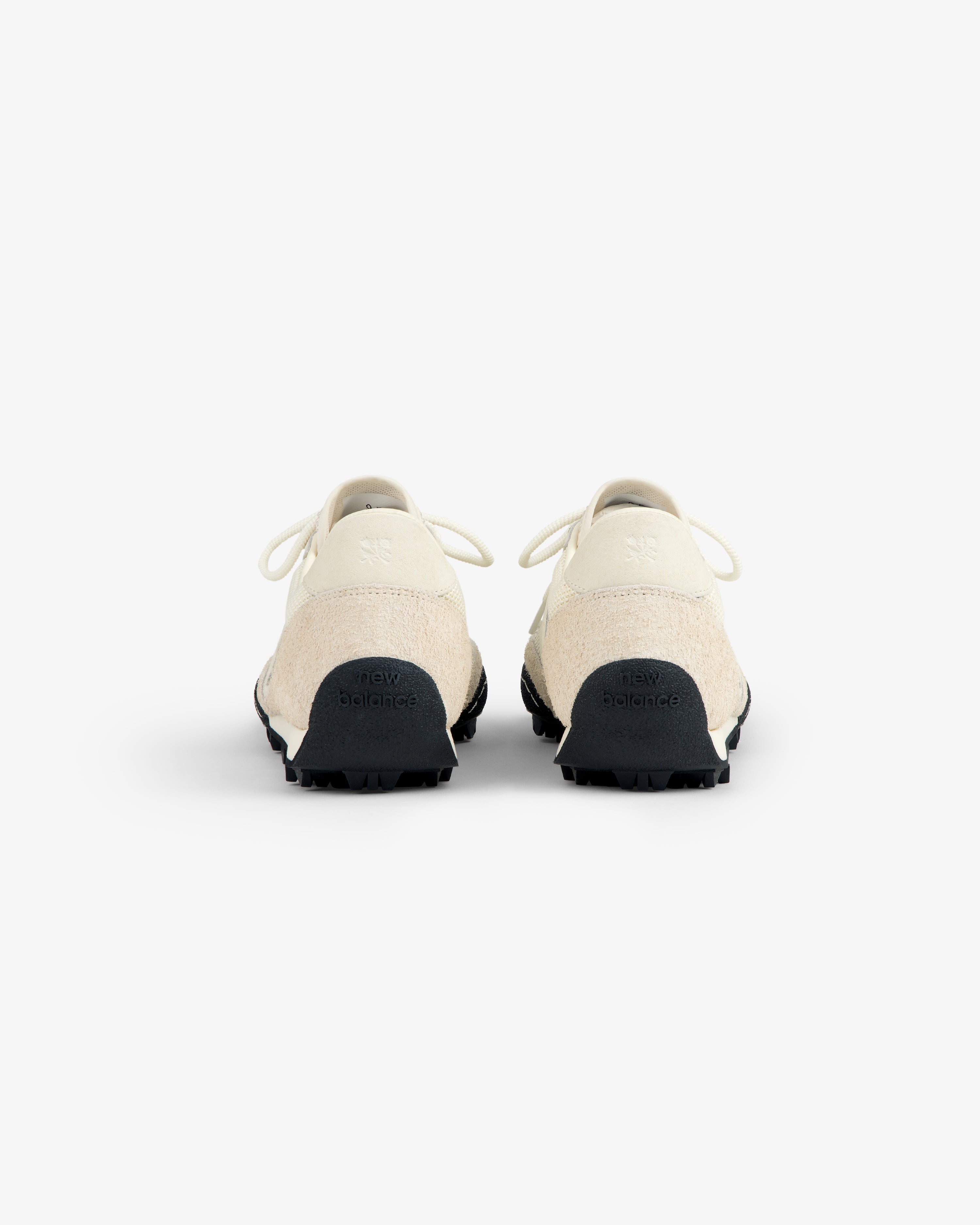 ald-new-balance-gator-sneaker-cream-hairy-suede-unisex image 5