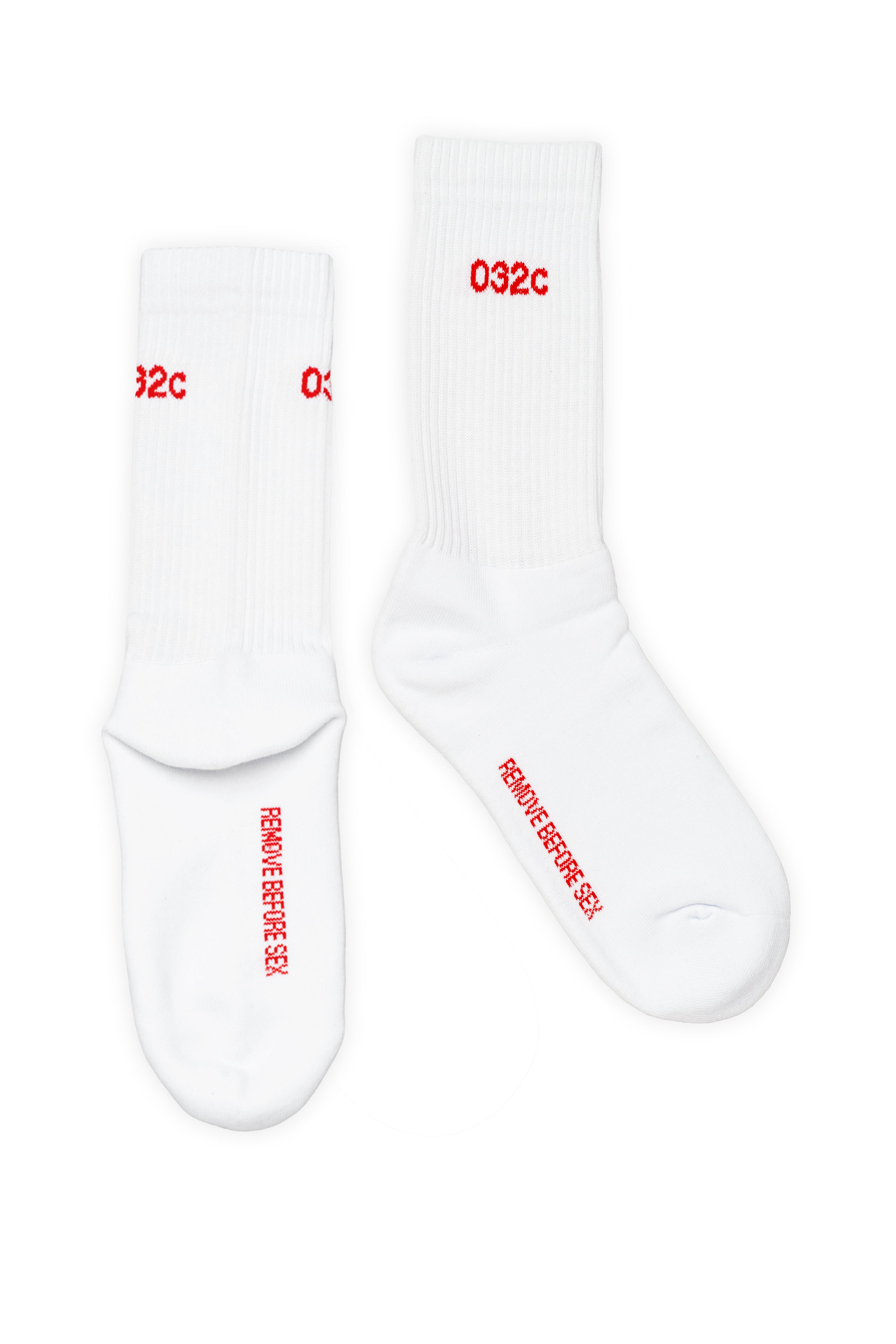 032c-remove-before-sex-socken-wei-rot image 2