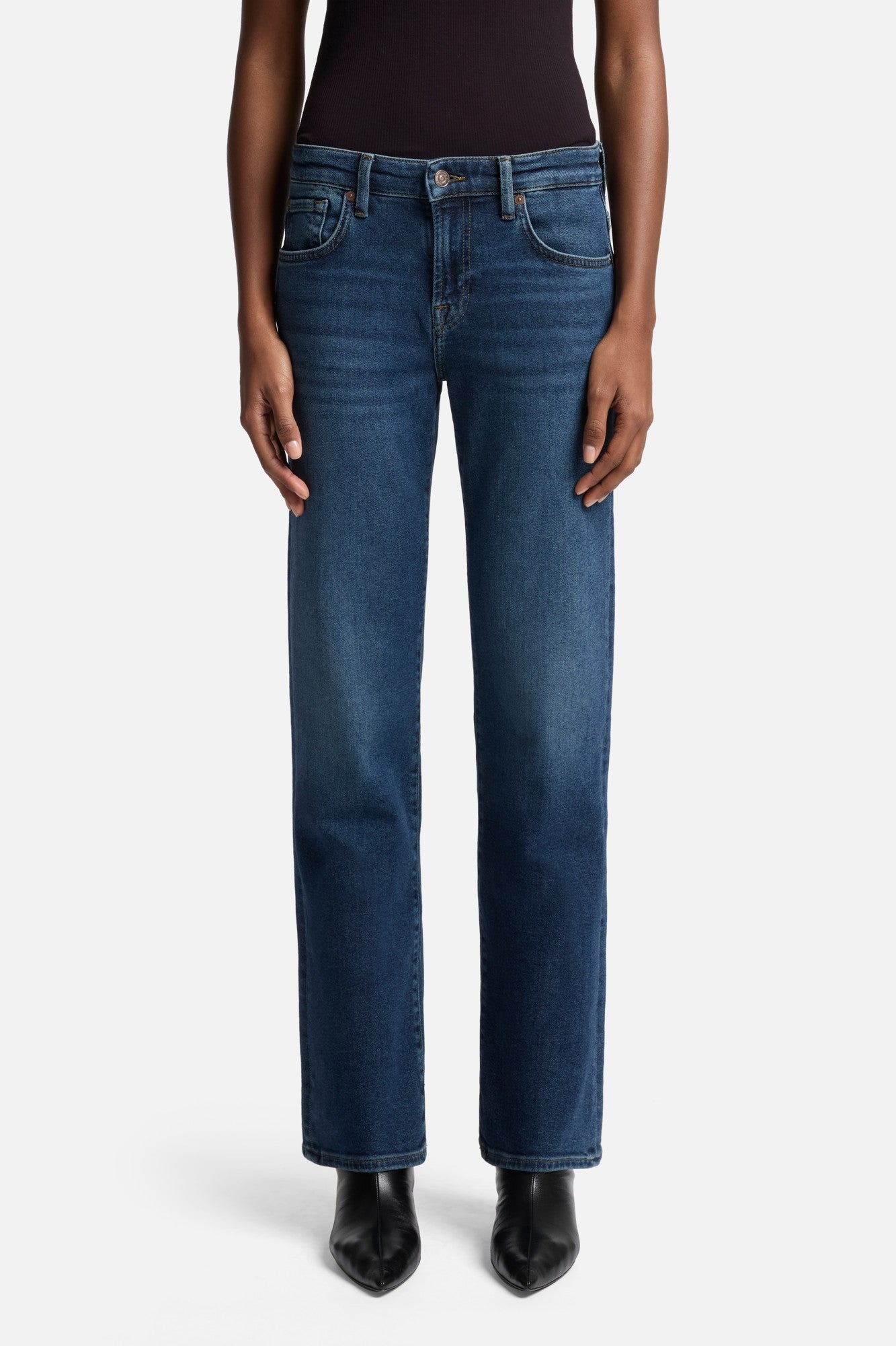 7-for-all-mankind-luxe-vintage-calie-straight-cisco-straight-jeans image 3
