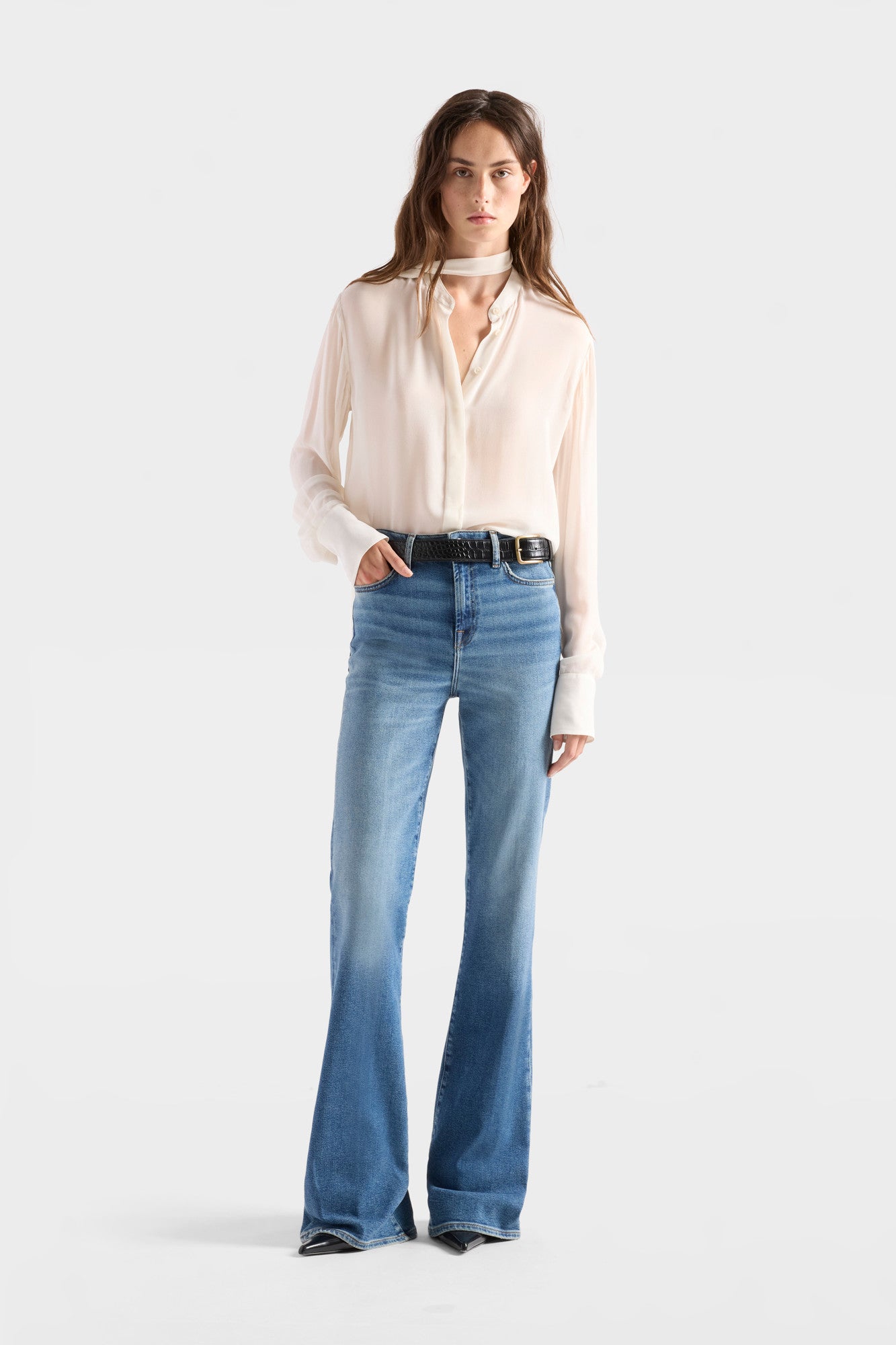 7-for-all-mankind-lisha-luxe-vintage-wavebreak-flare-jeans image 2