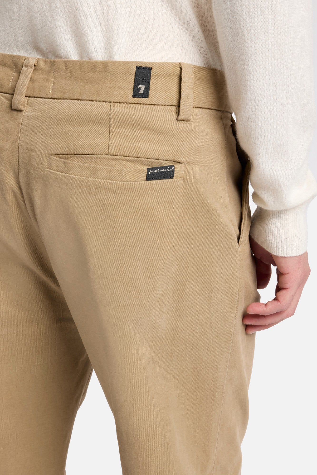 7-for-all-mankind-comfort-twill-pleated-trouser-herren-silver-mink image 4