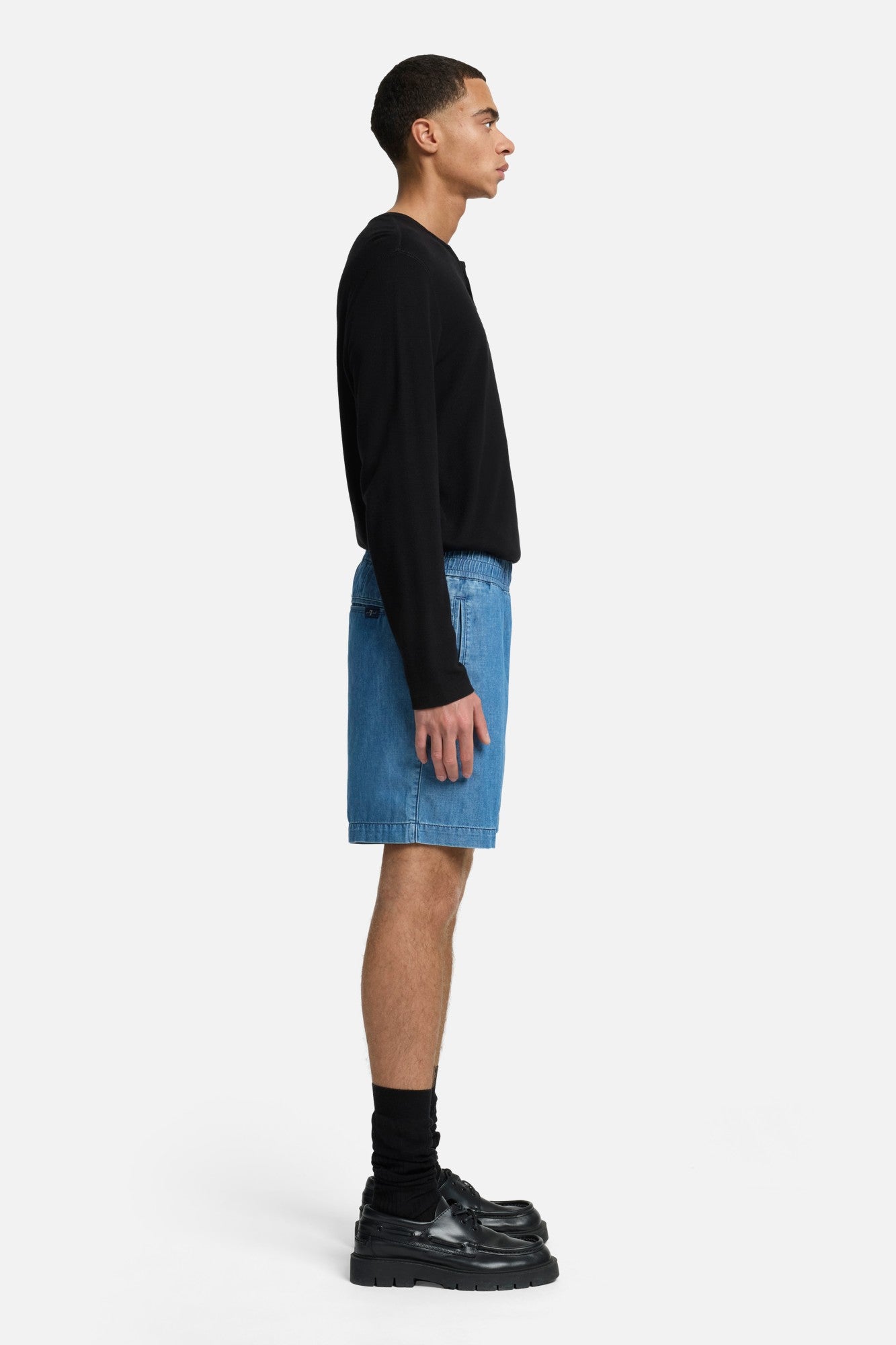 7-for-all-mankind-leisure-denim-jogger-short-seabrook-herren-jeansshorts image 6