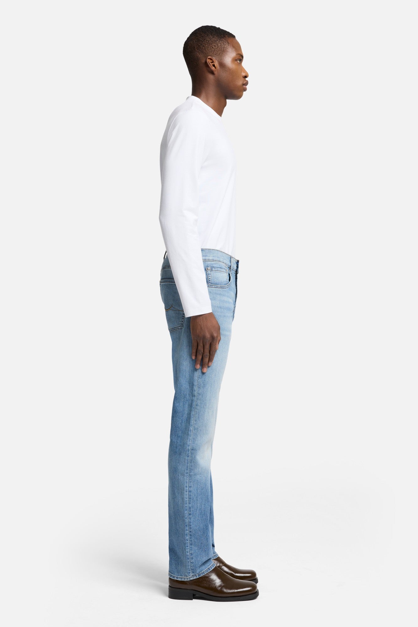 7-for-all-mankind-airweft-the-straight-herren-jeans-in-portofino image 6