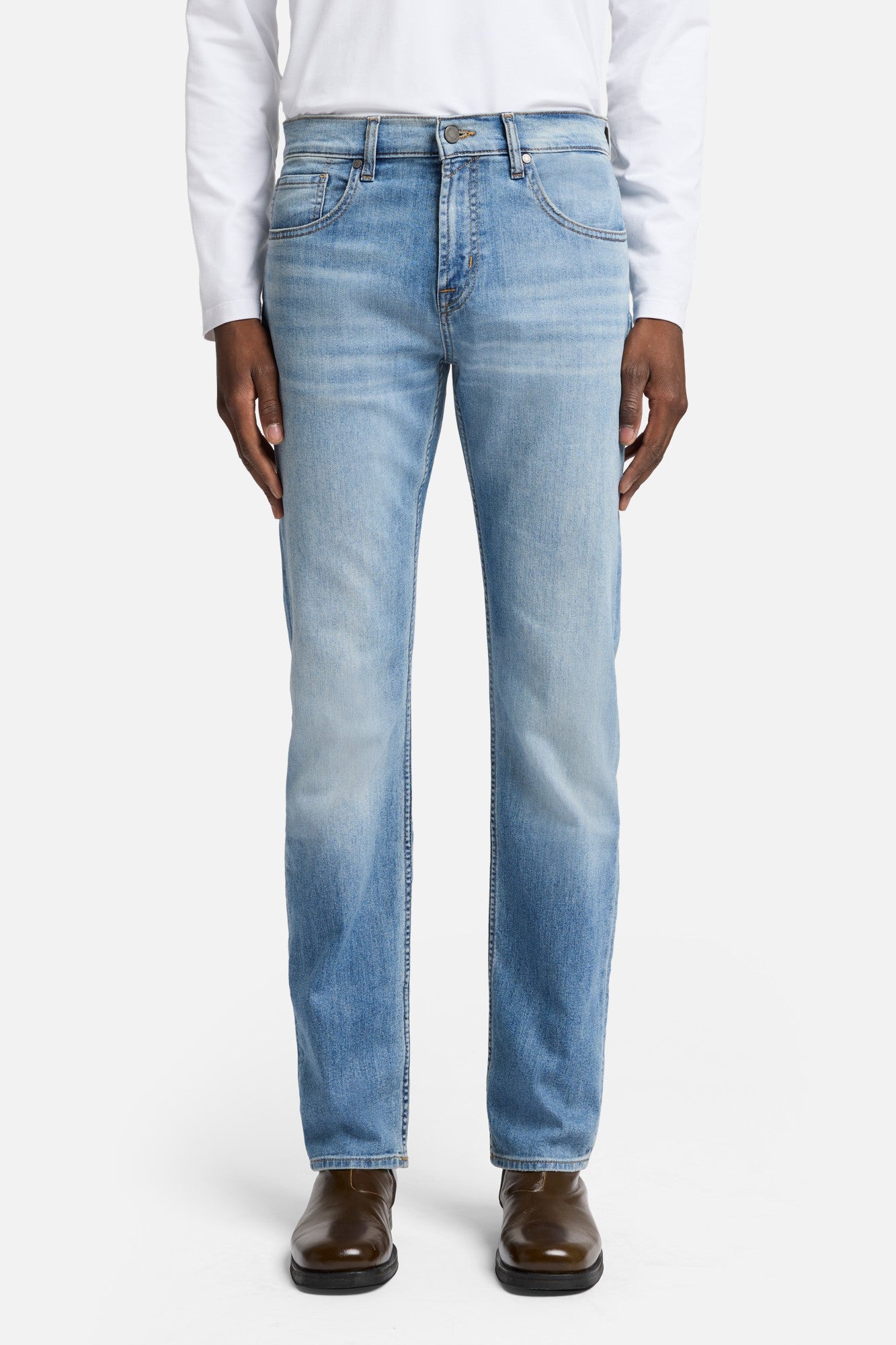 7-for-all-mankind-airweft-the-straight-herren-jeans-in-portofino image 3