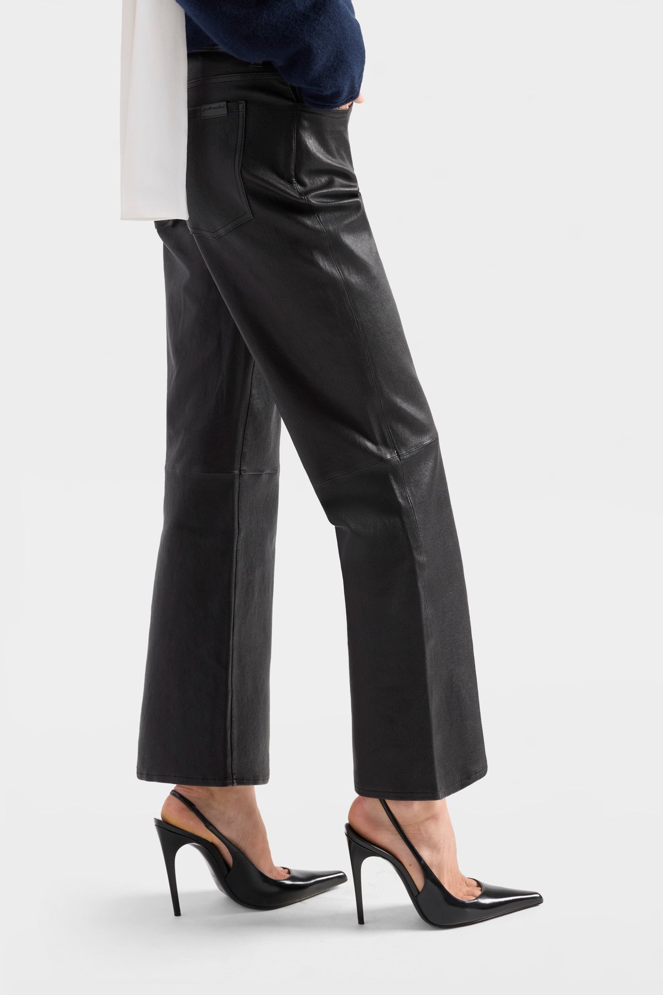 7-for-all-mankind-cropped-boot-leder-black-damen-lederhose-schwarz image 6
