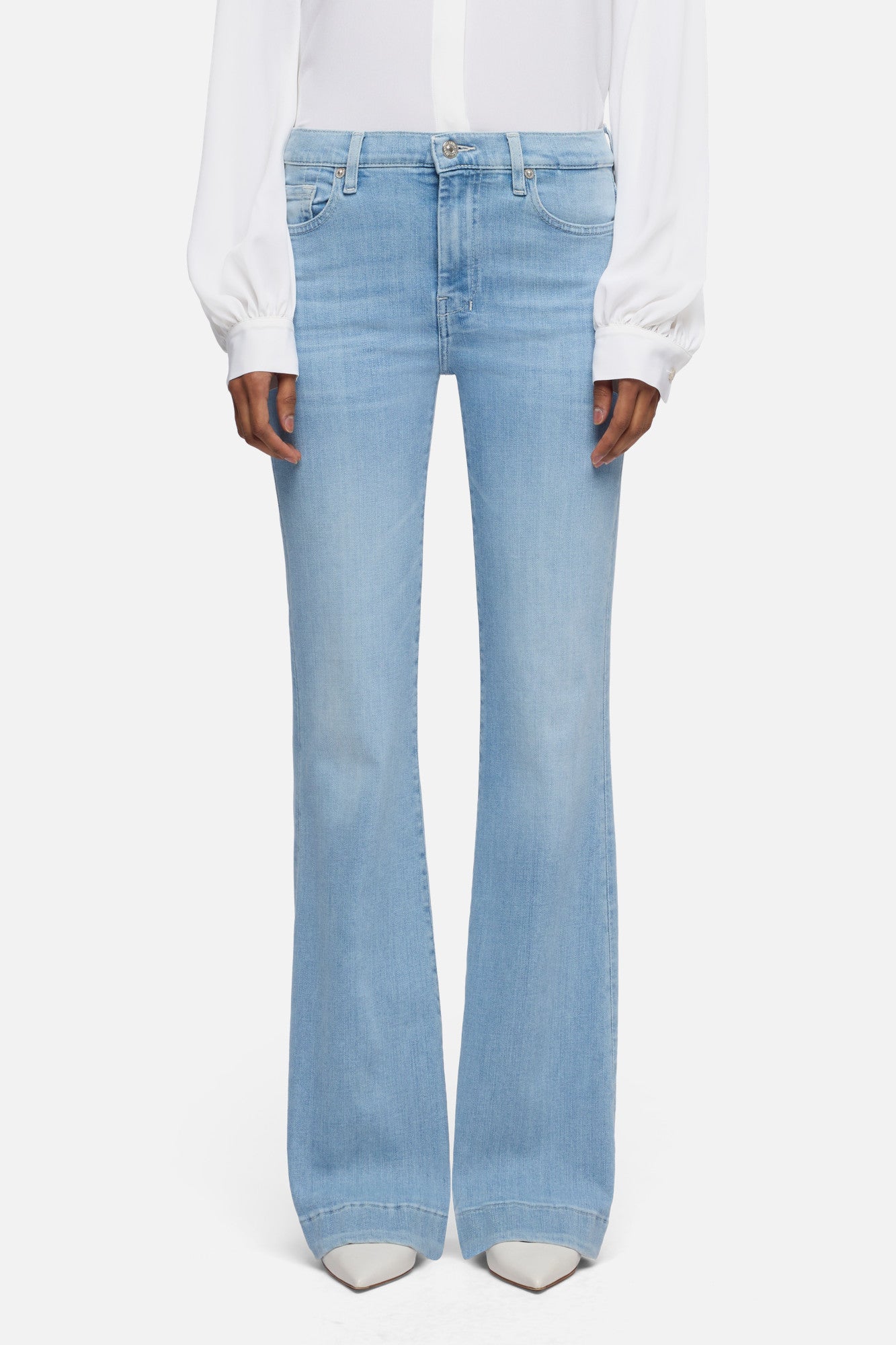 7-for-all-mankind-dojo-jeans-slim-illusion-wide-leg-in-indigo-bloom-hell image 3