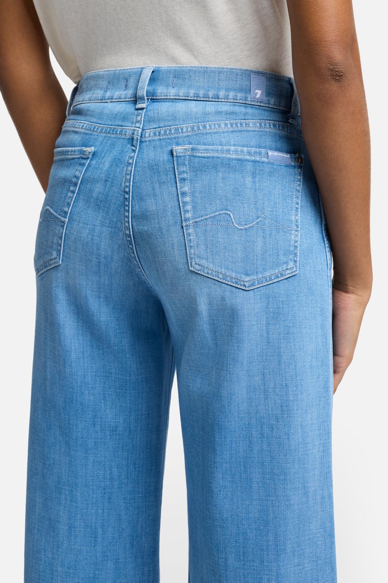 7-for-all-mankind-left-hand-cropped-lotta-charleston-high-rise-wide-leg-cropped- image 4
