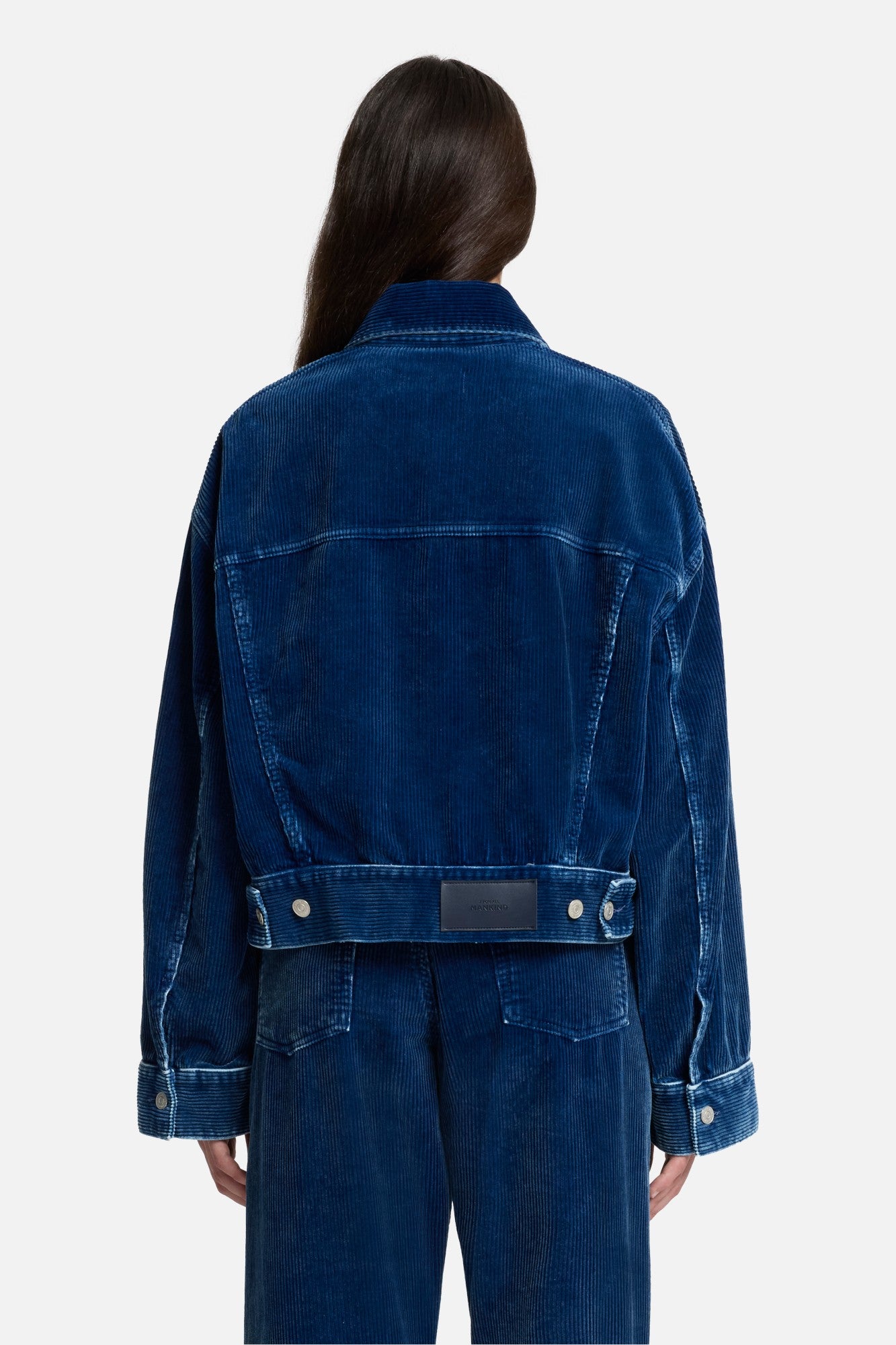7-for-all-mankind-oli-cropped-cord-truckerjacke-oxnard image 5