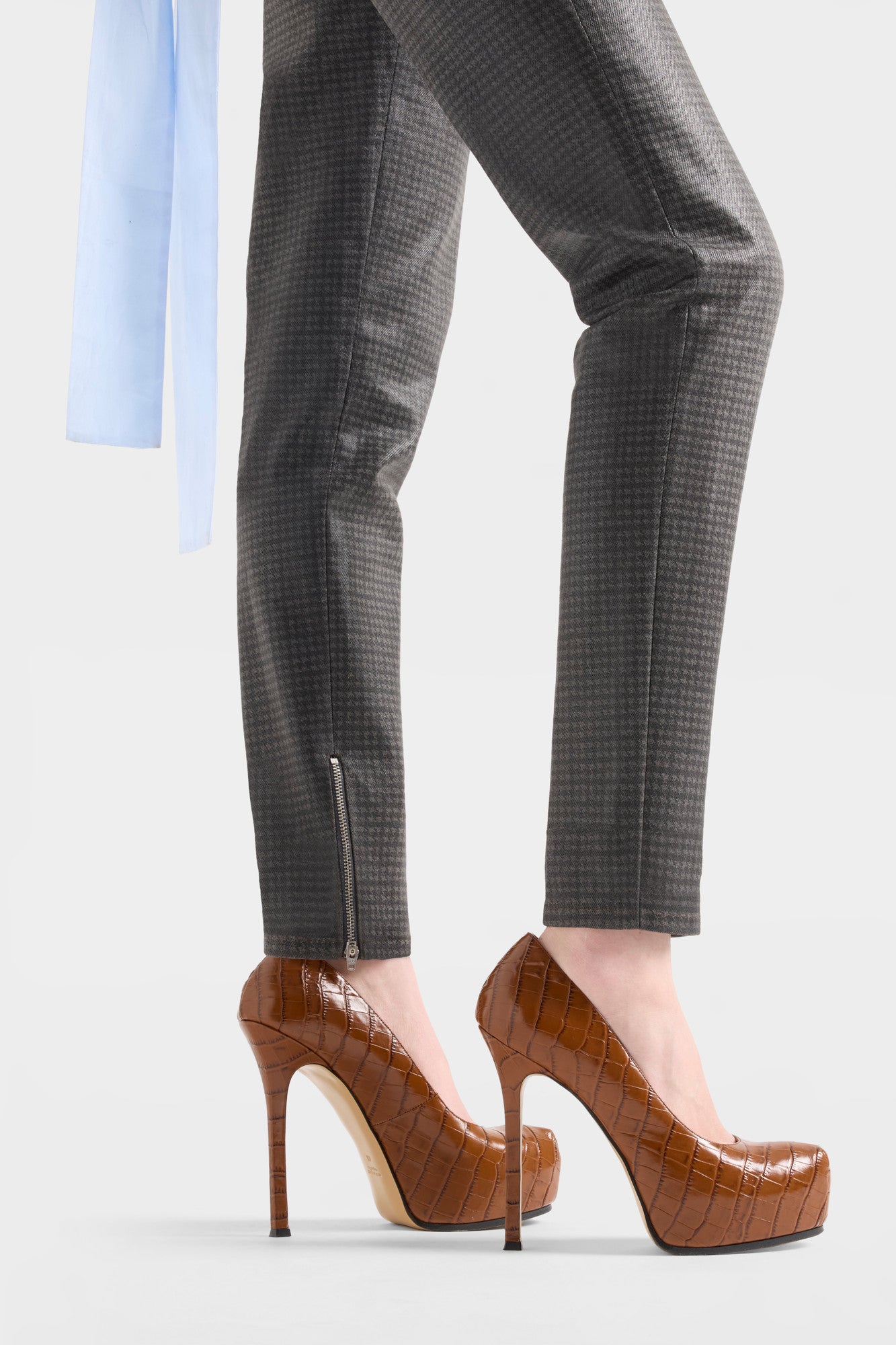 7-for-all-mankind-y2k-skinny-jeans-denim-park-slope image 6