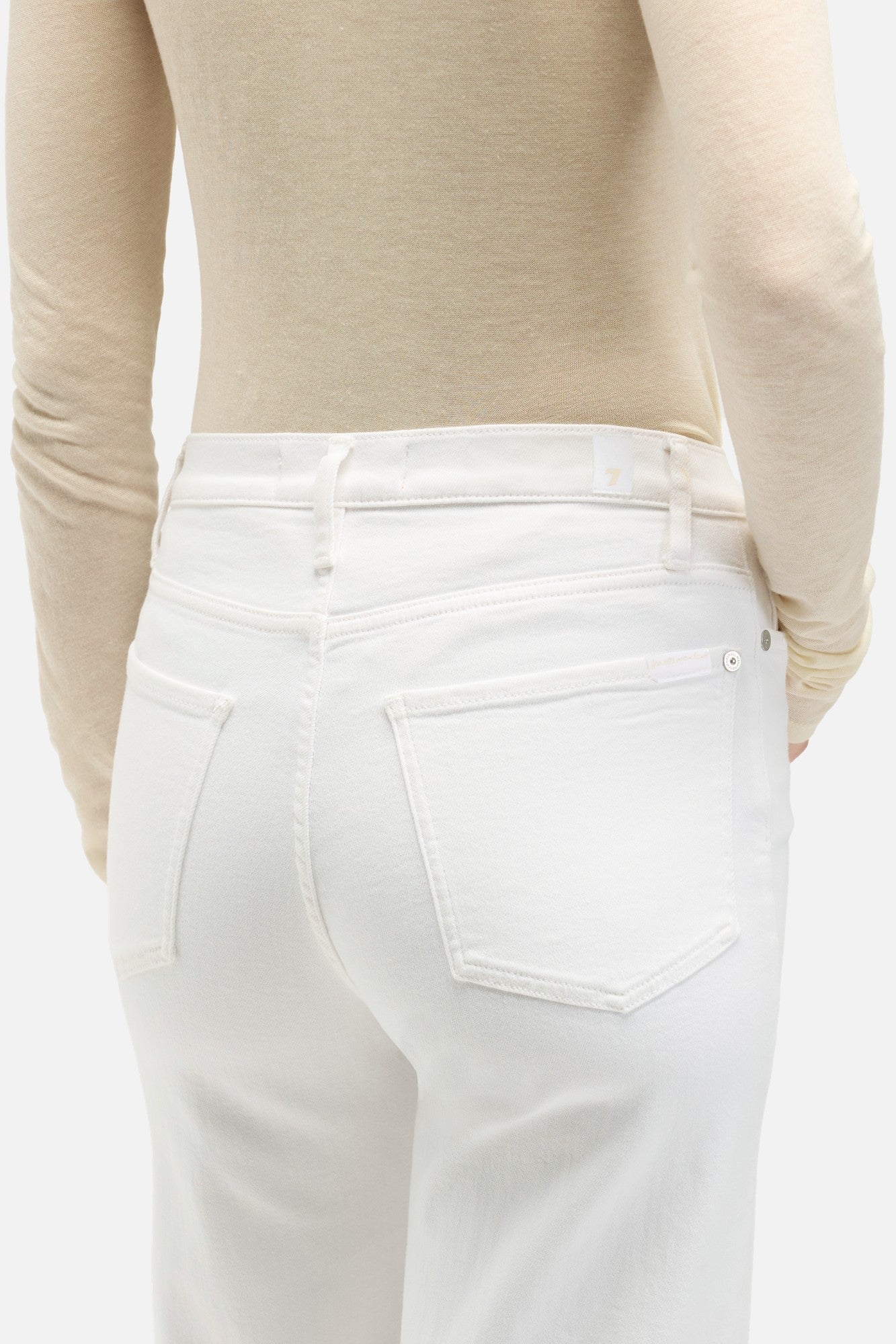 7-for-all-mankind-ultra-high-rise-cropped-jo-jeans-luxe-vintage-soleil image 4