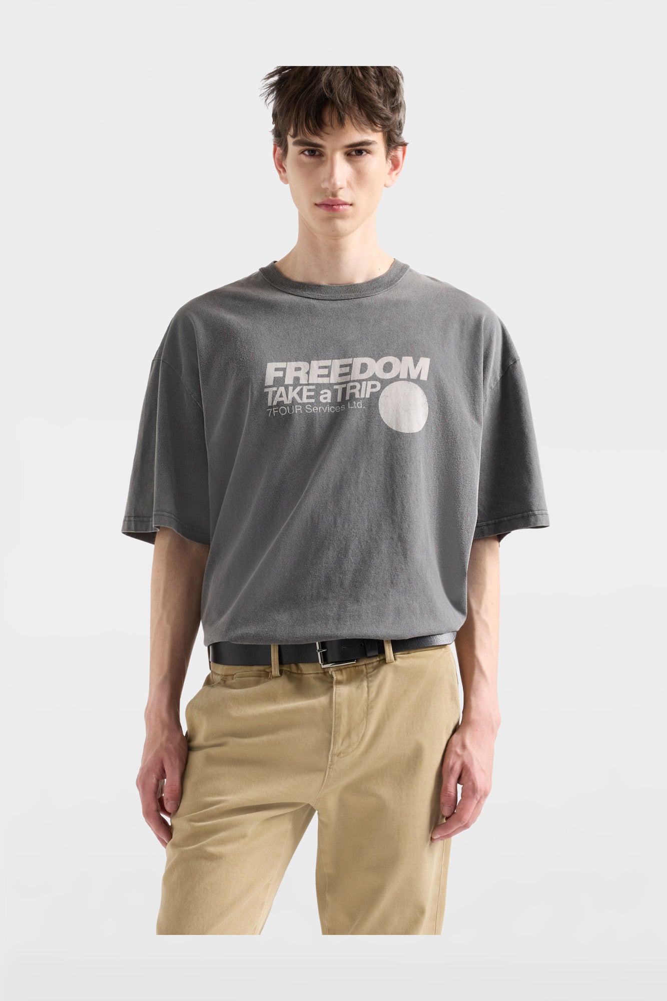 7-for-all-mankind-short-sleeve-graphic-t-shirt-trip-grey-herren image 3