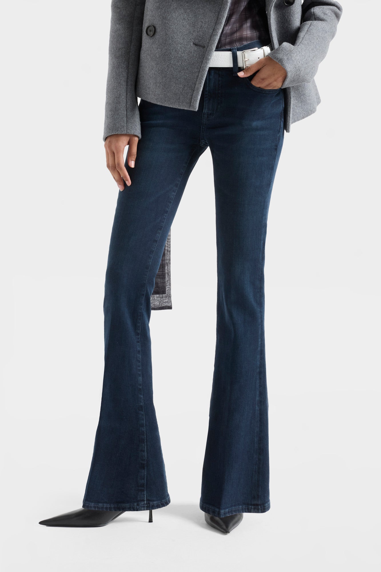 7-for-all-mankind-tailorless-bootcut-jeans-slim-illusion-inkstone-damen image 3