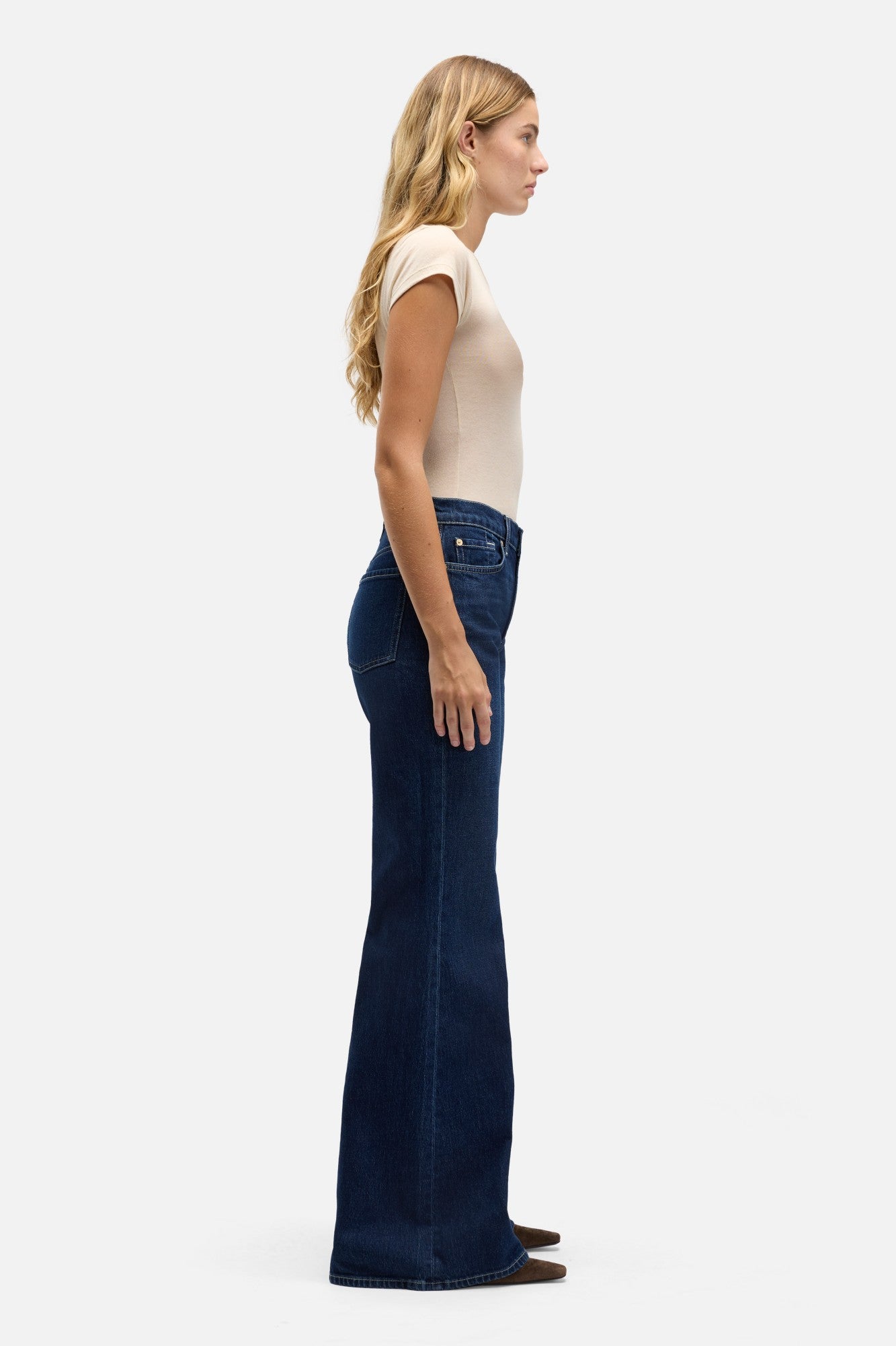 7-for-all-mankind-mankind-retro-flare-jeans-high-rise-flare-in-oceandrift image 6