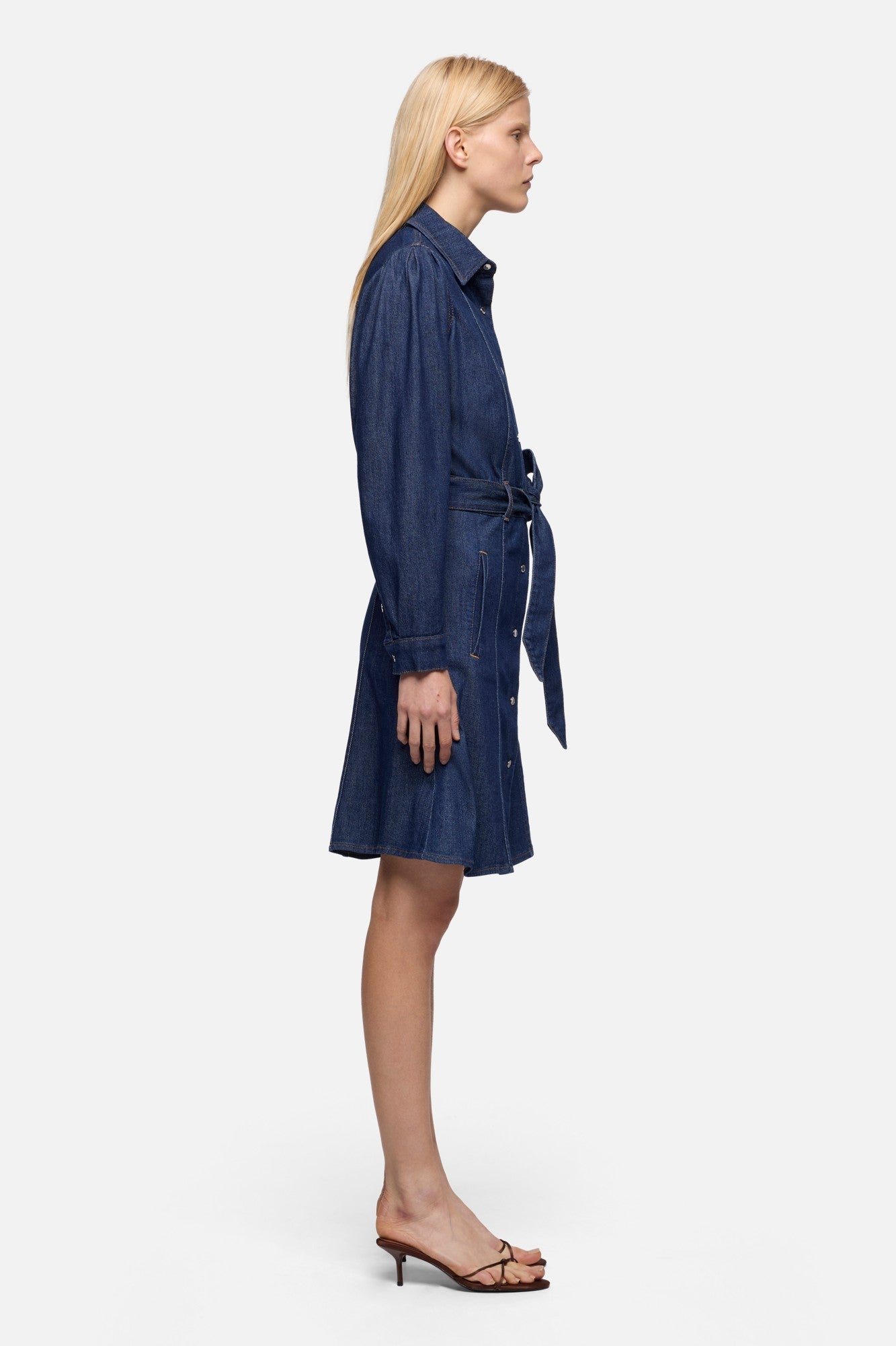 7-for-all-mankind-puff-sleeve-mini-kleid-weightless-denim-halona image 6