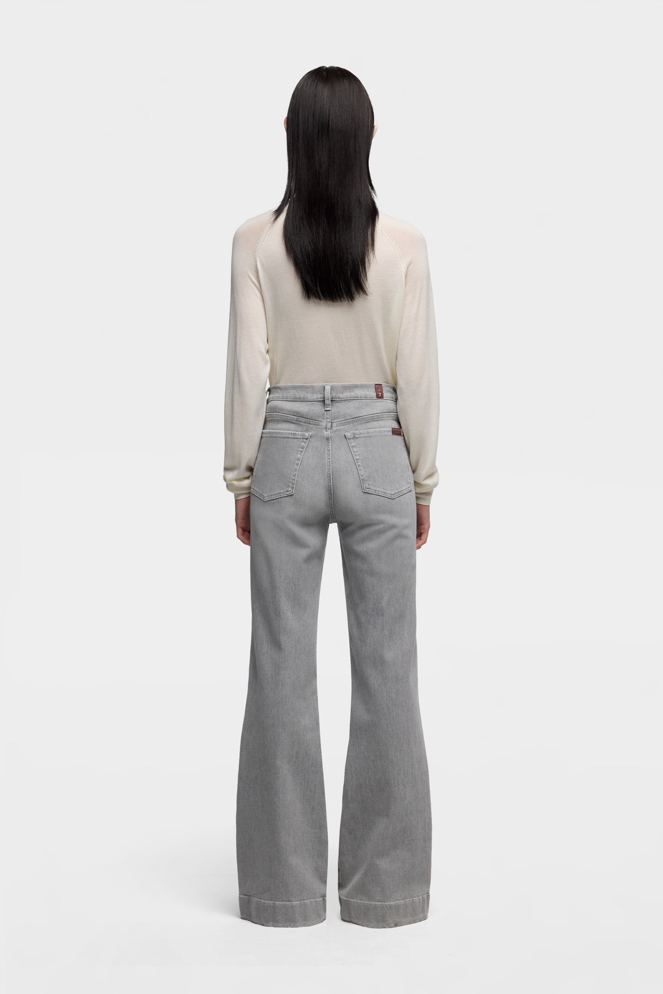 7-for-all-mankind-modern-dojo-flare-jeans-silver-wash image 5