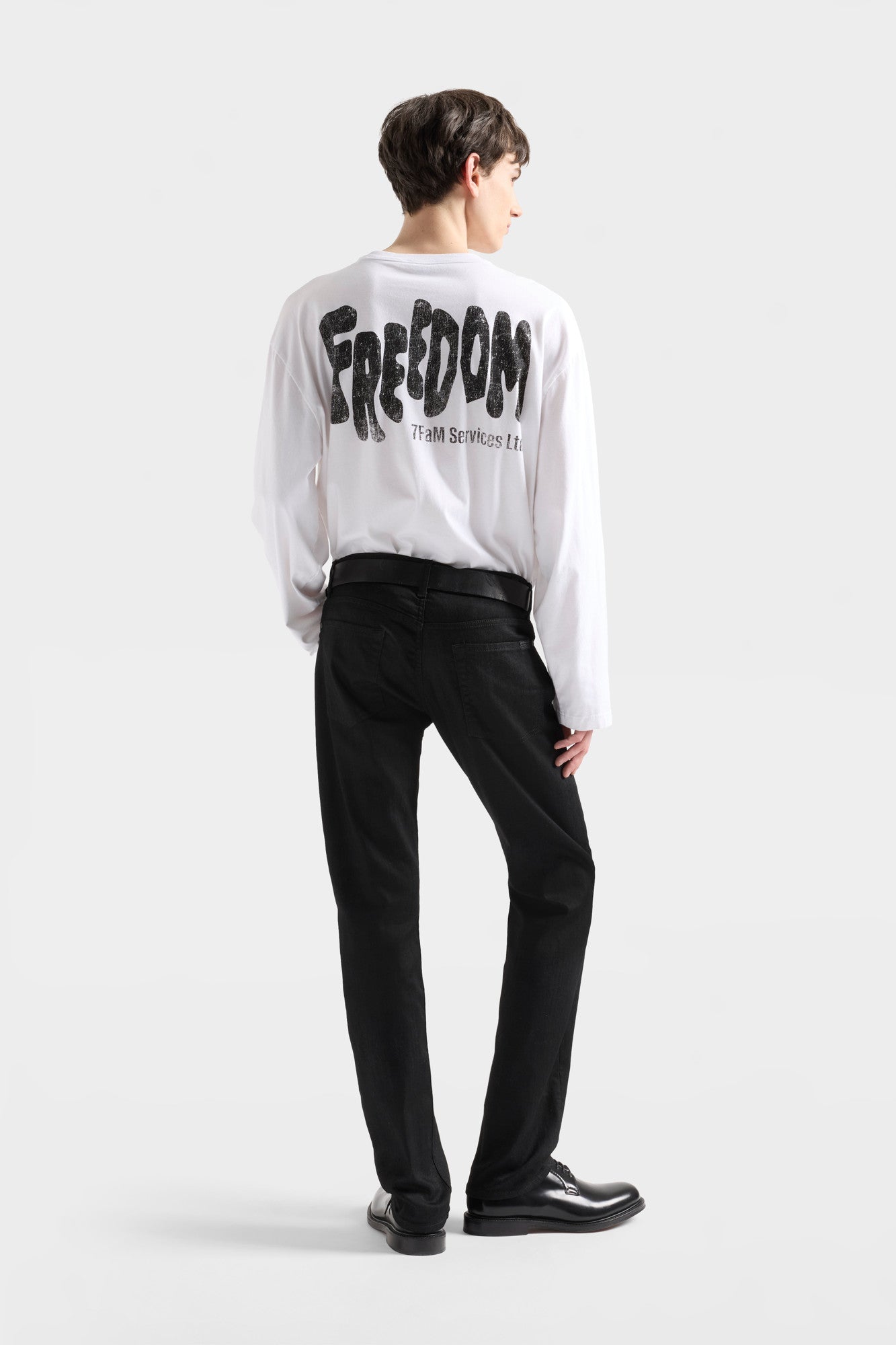 7-for-all-mankind-long-sleeve-graphic-tee-herren-free-white image 5