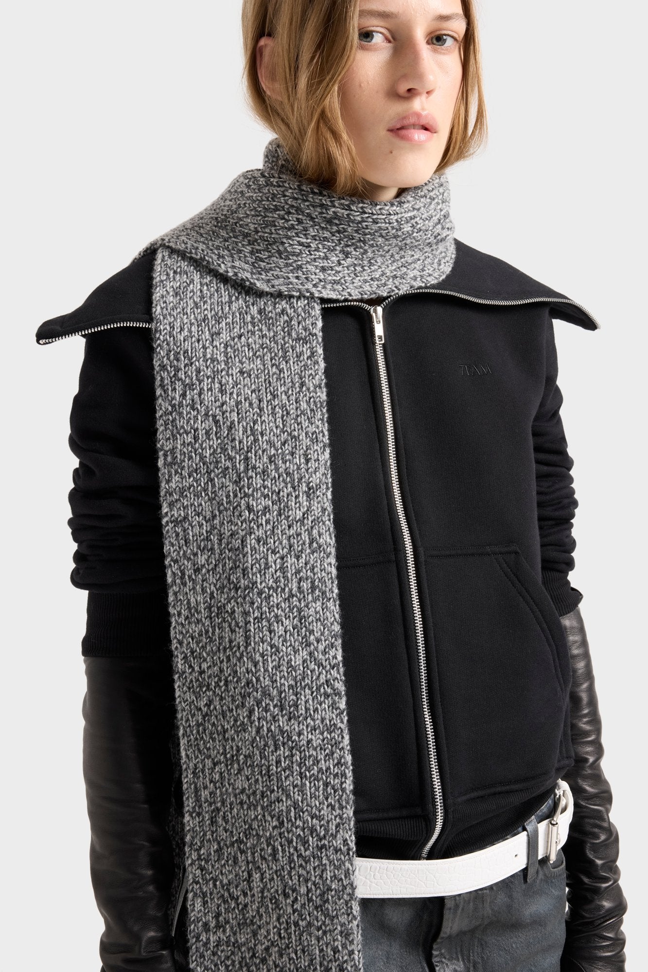 7-for-all-mankind-high-neck-zip-hoodie-cropped-black image 4