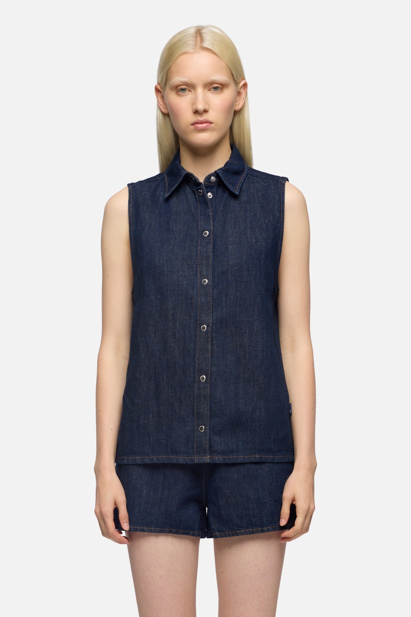 7-for-all-mankind-sleeveless-shirt-bluse-indigo-linen-blossom image 3