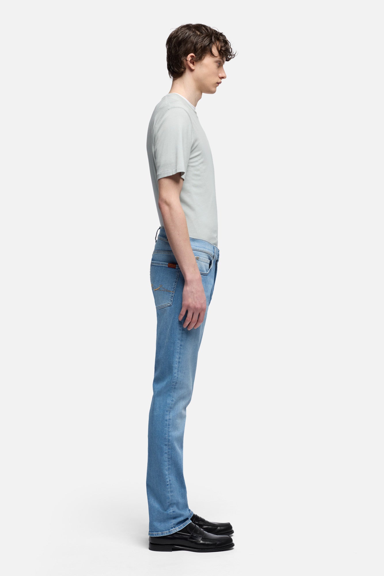 7-for-all-mankind-standard-straight-jeans-luxe-performance-bind image 6