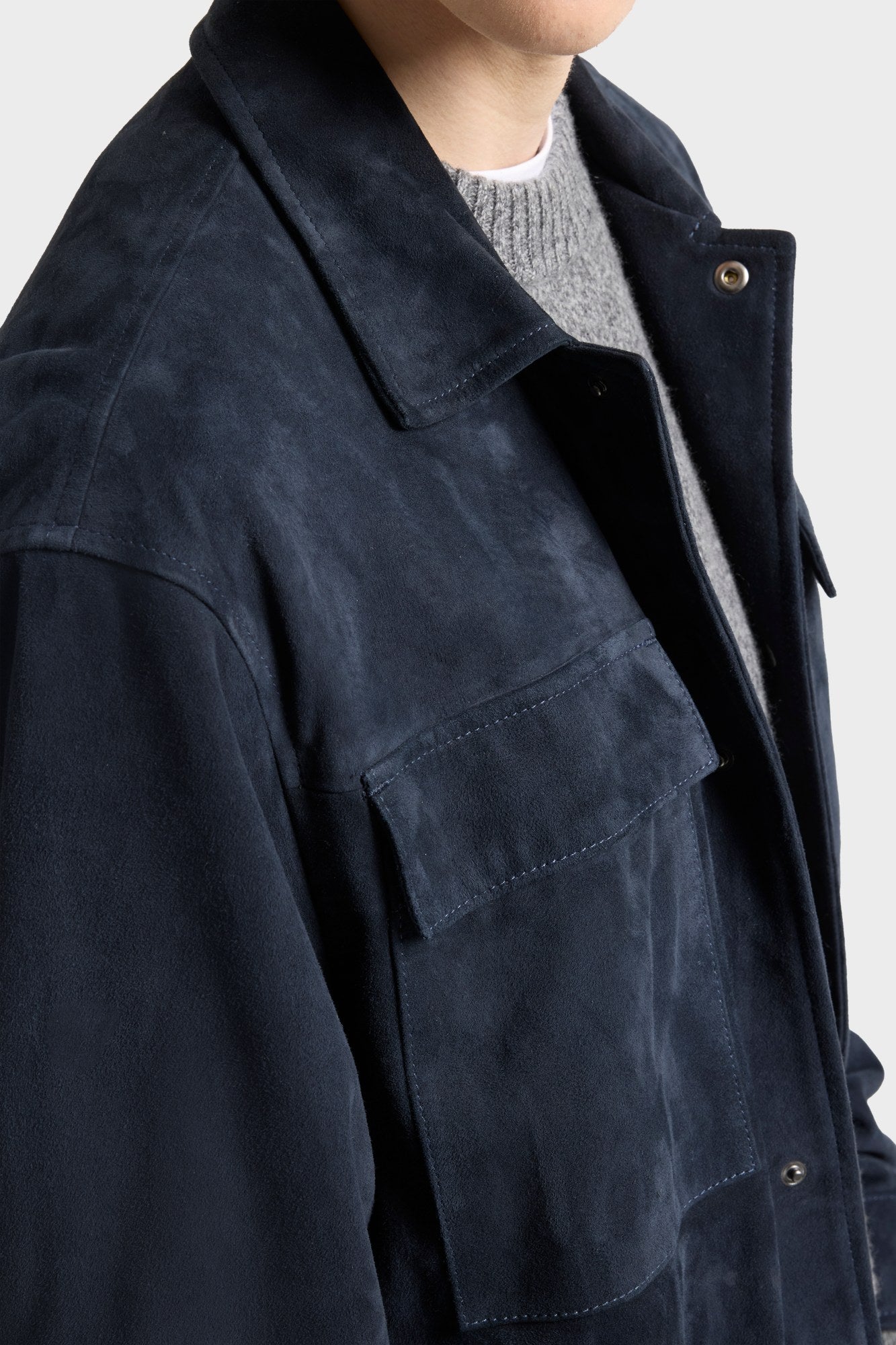 7-for-all-mankind-overshirt-in-suede-navy-herren-hemdjacke-aus-veloursleder image 4