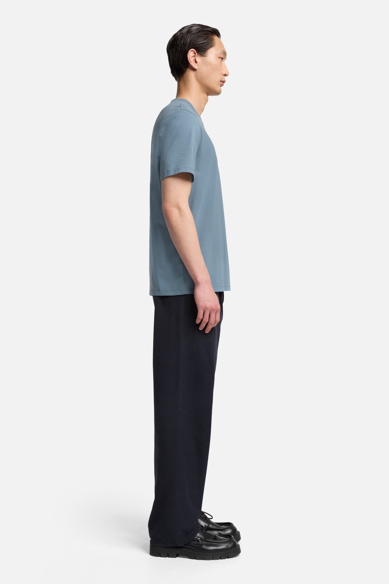 7-for-all-mankind-luxe-performance-t-shirt-herren-crew-neck-titan-blau image 6