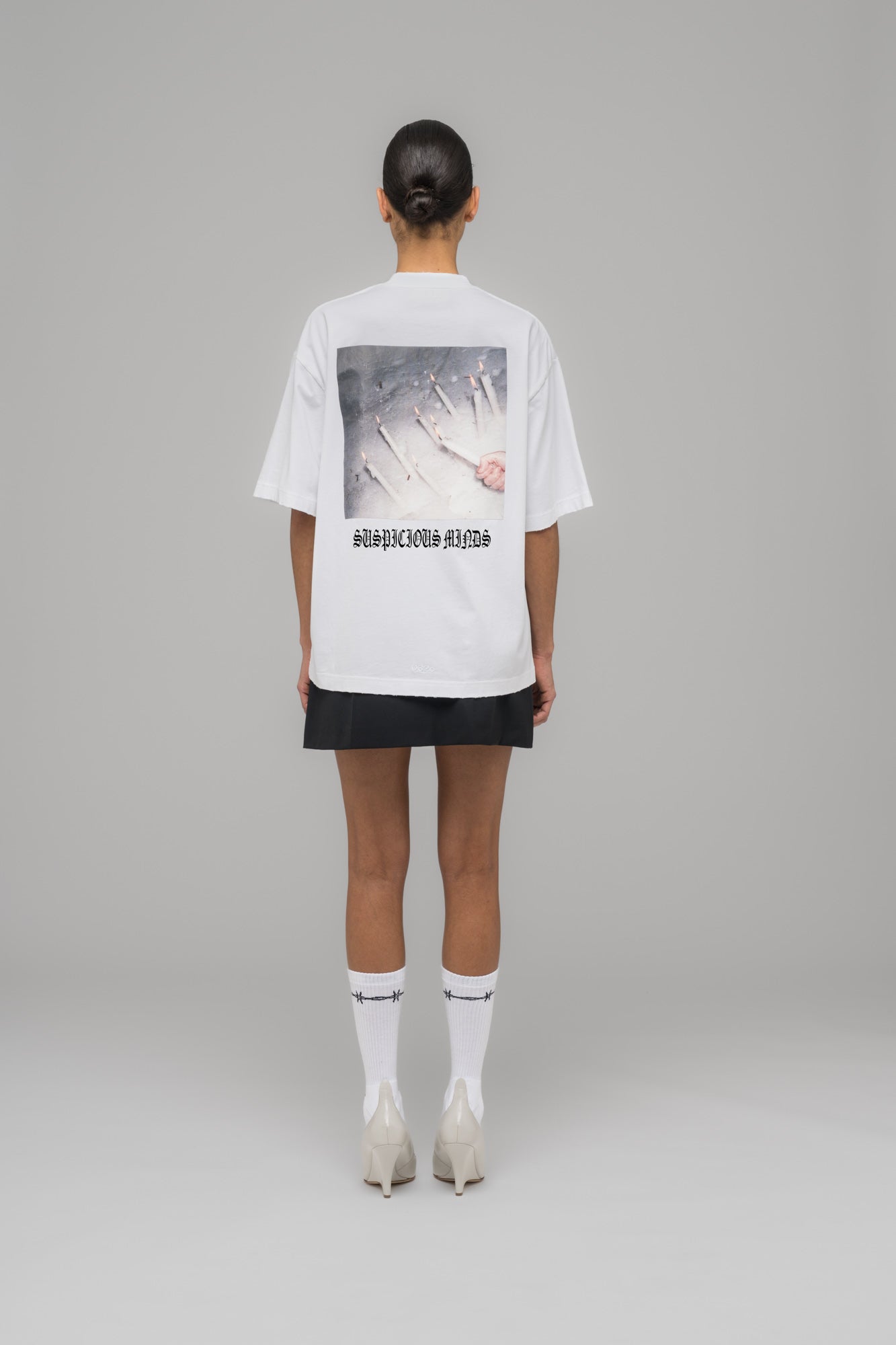 032c-candle-dinner-t-shirt-mit-backprint image 1