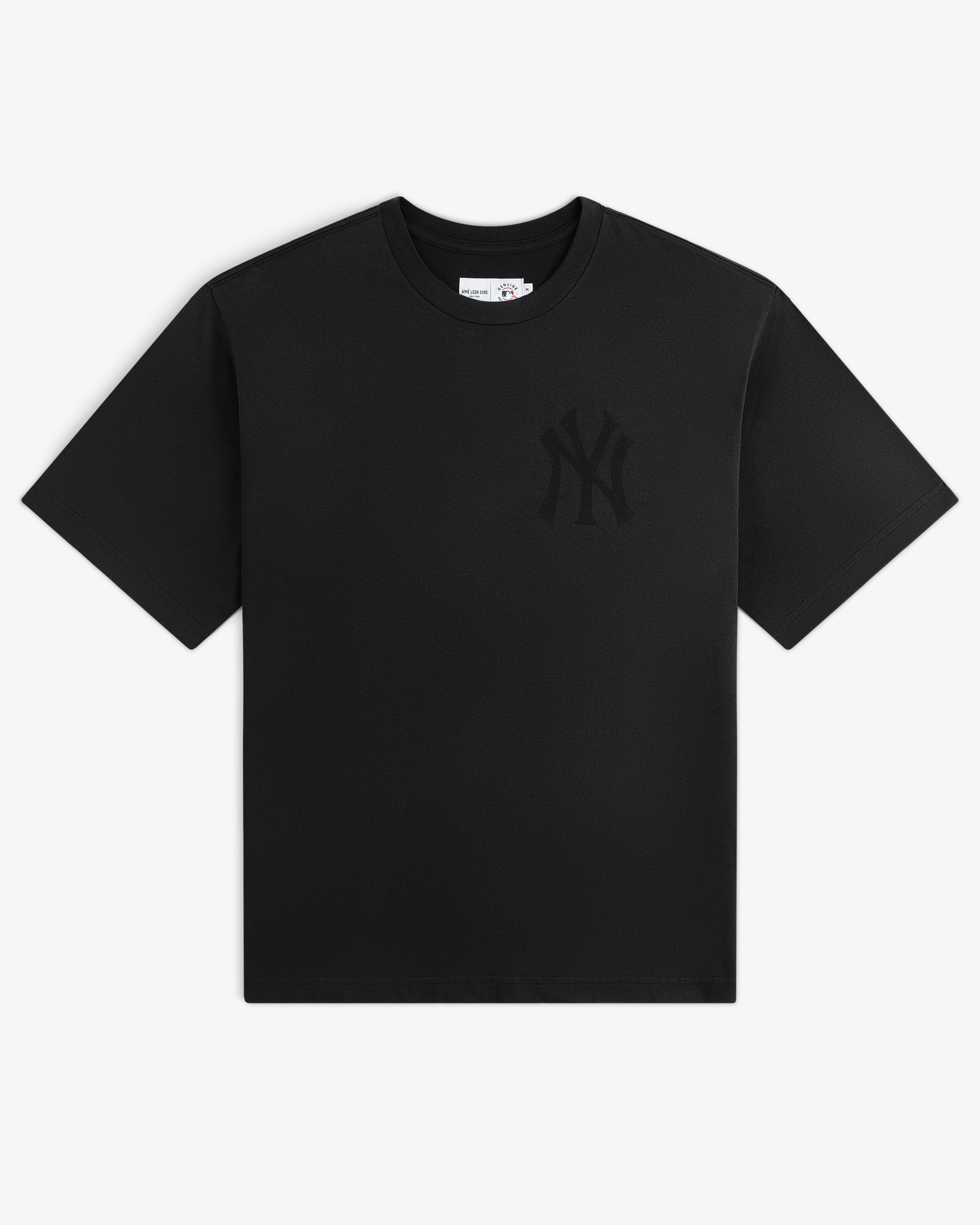 aim-leon-dore-yankees-washed-logo-tee-schwarz image 2