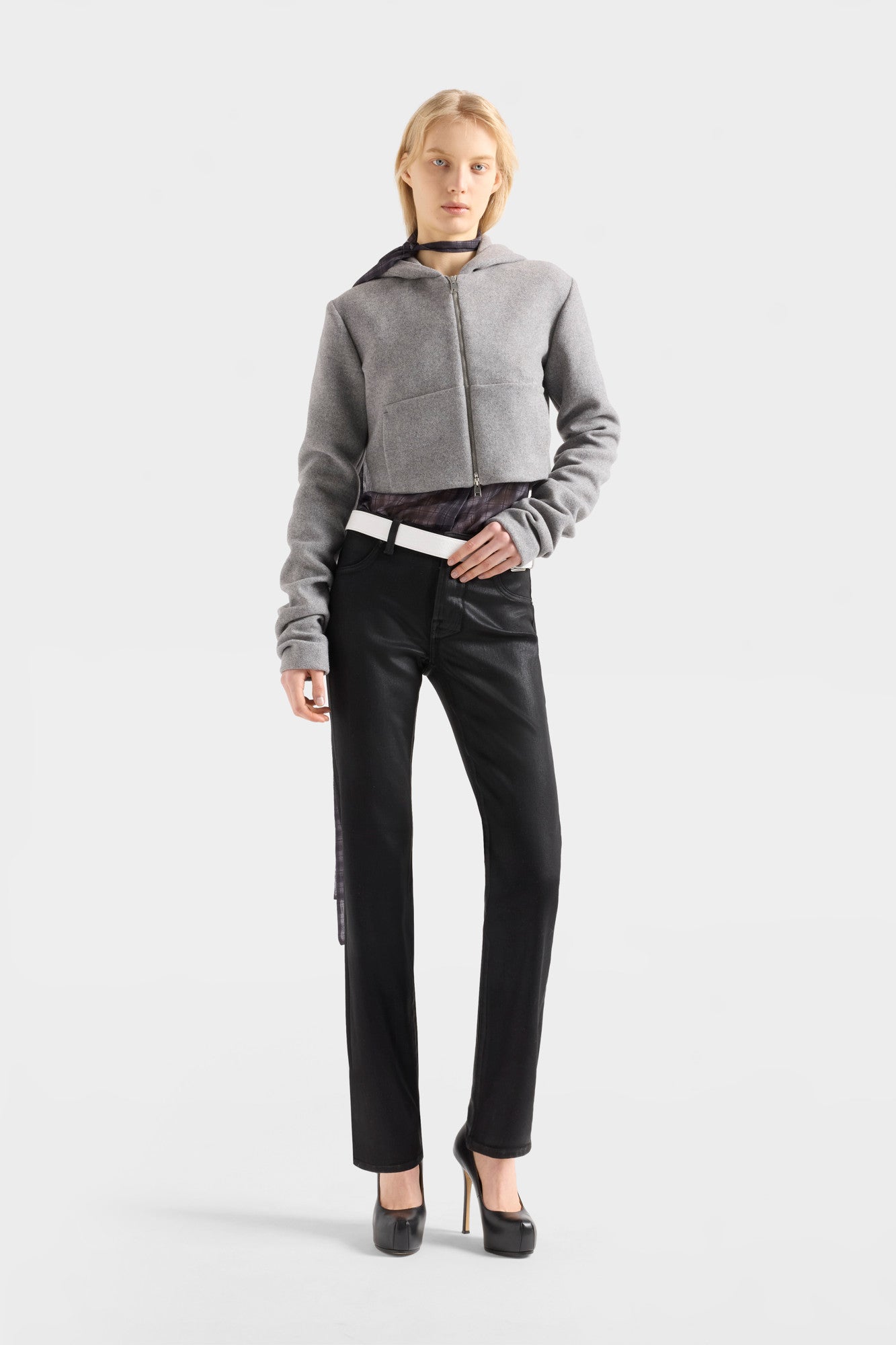 7-for-all-mankind-the-slim-coated-denim-black-damen-leder-look-jeans image 2