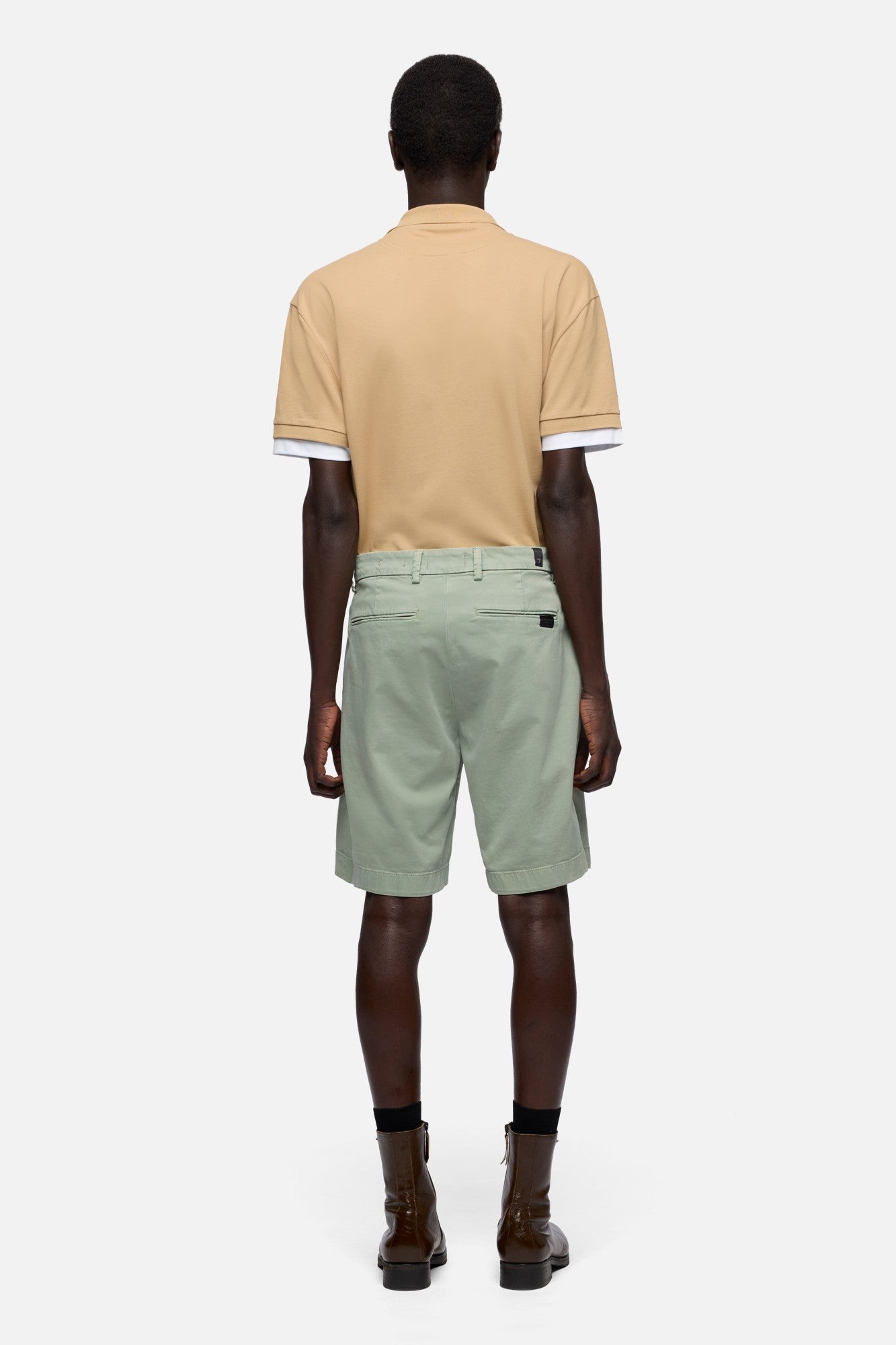 7-for-all-mankind-chino-short-luxe-performance-sateen-leaf-herren image 5