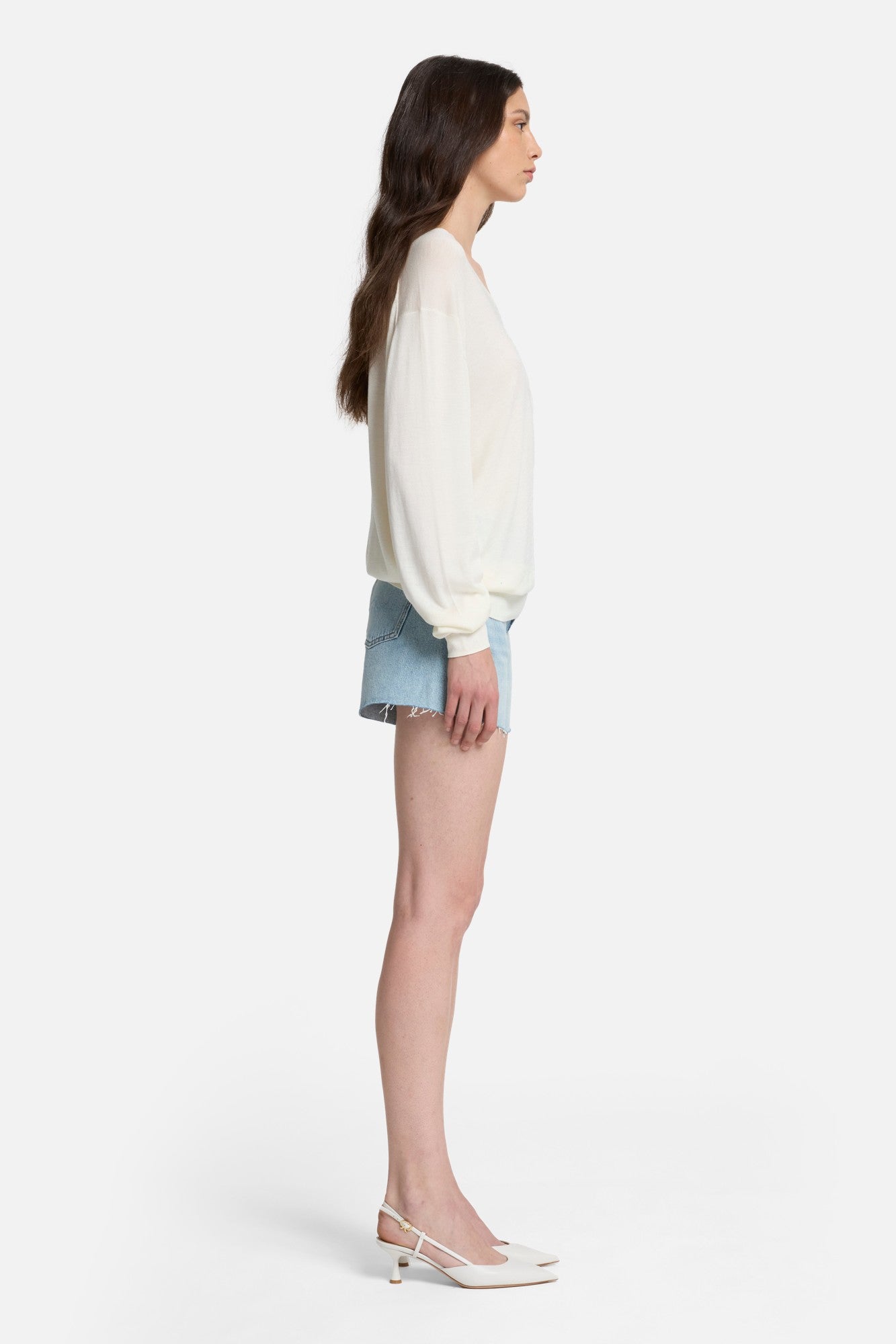 7-for-all-mankind-seidenmix-v-neck-pullover-in-ivory image 6