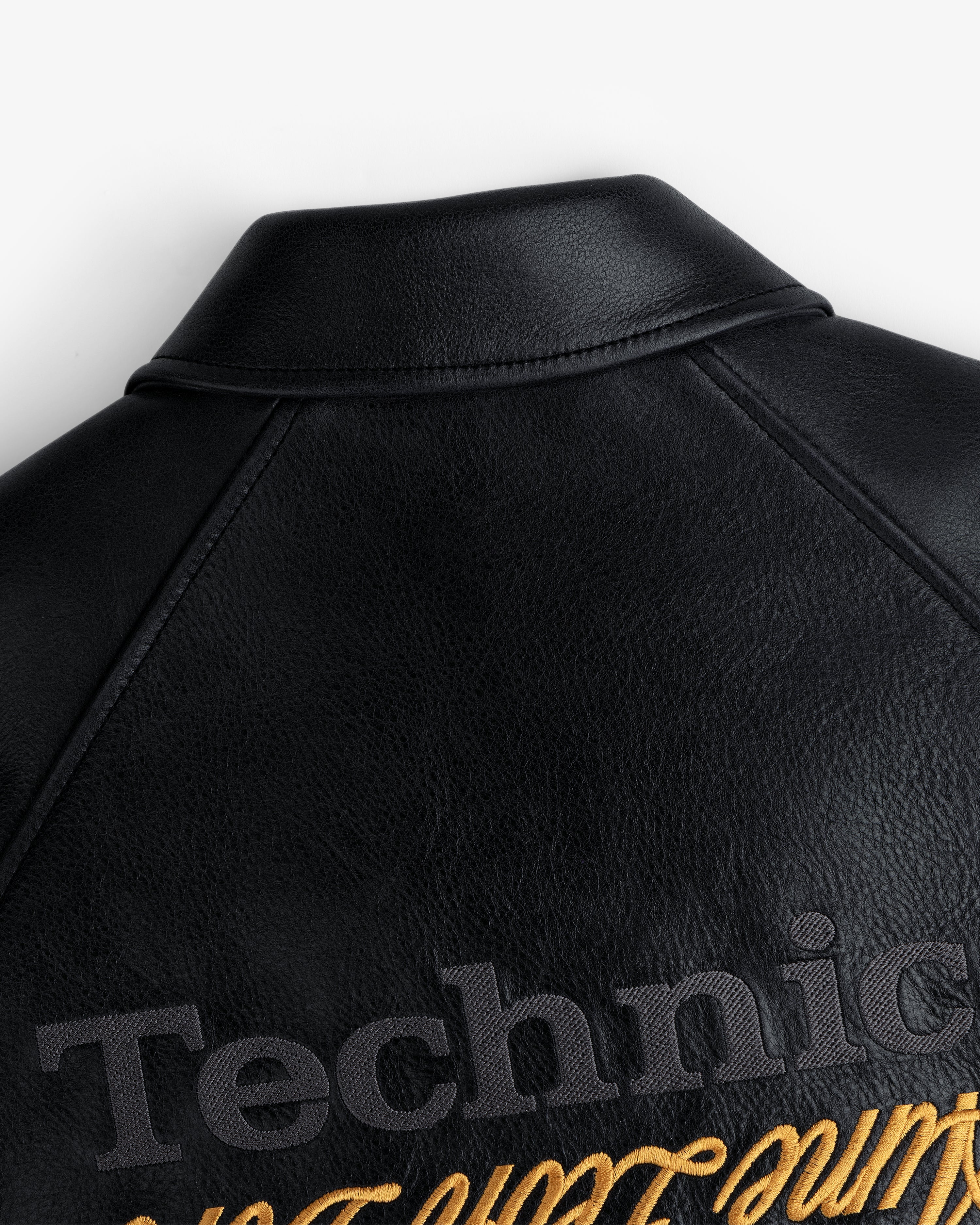 aim-leon-dore-x-technics-varsity-lederjacke-schwarz image 6