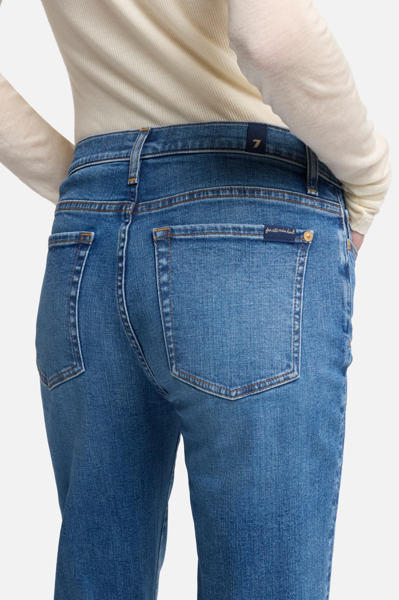 7-for-all-mankind-slim-illusion-cropped-dojo-yuma-jeans image 7