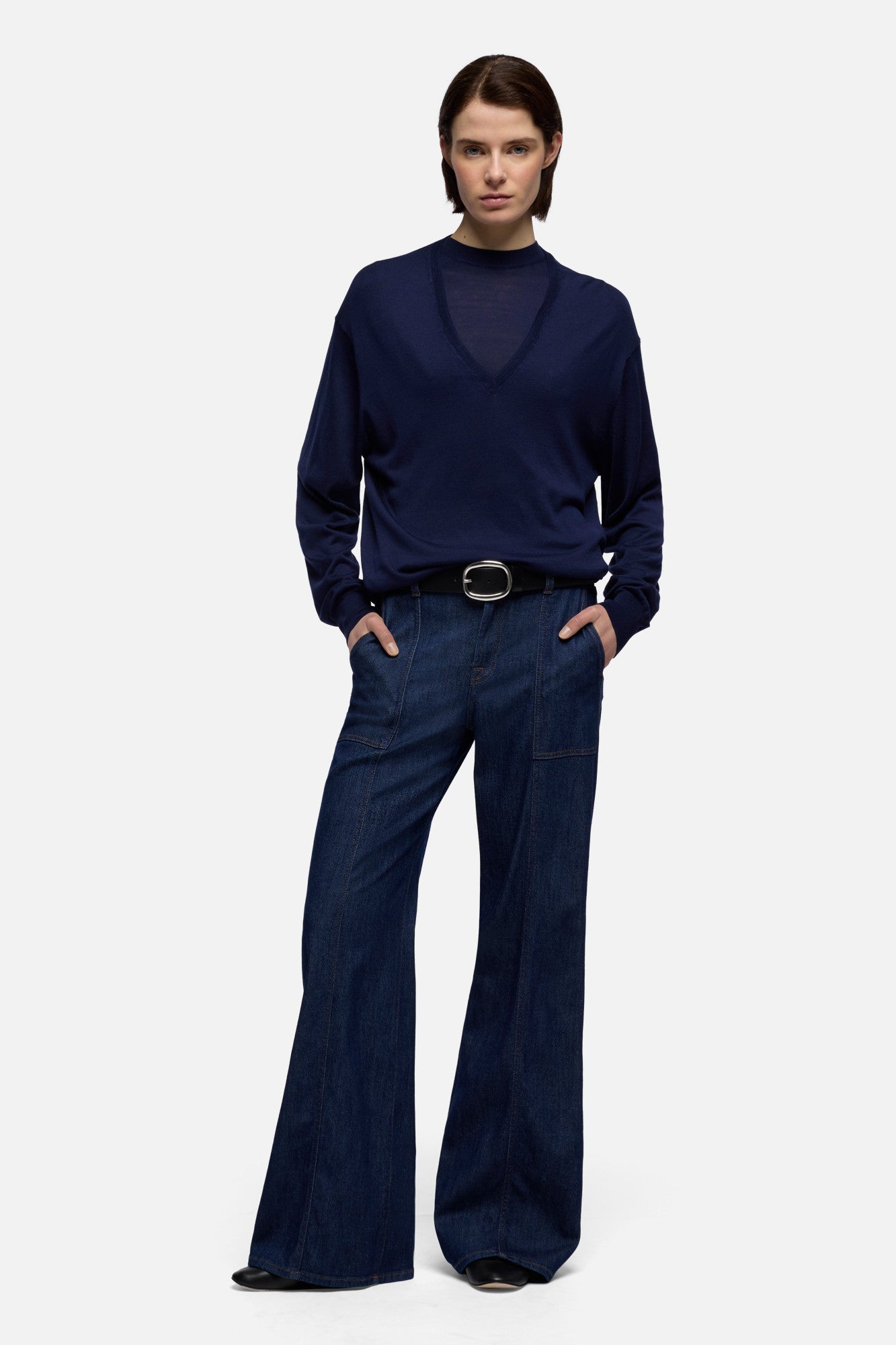 7-for-all-mankind-utility-lotta-wide-leg-jeans-halona image 2