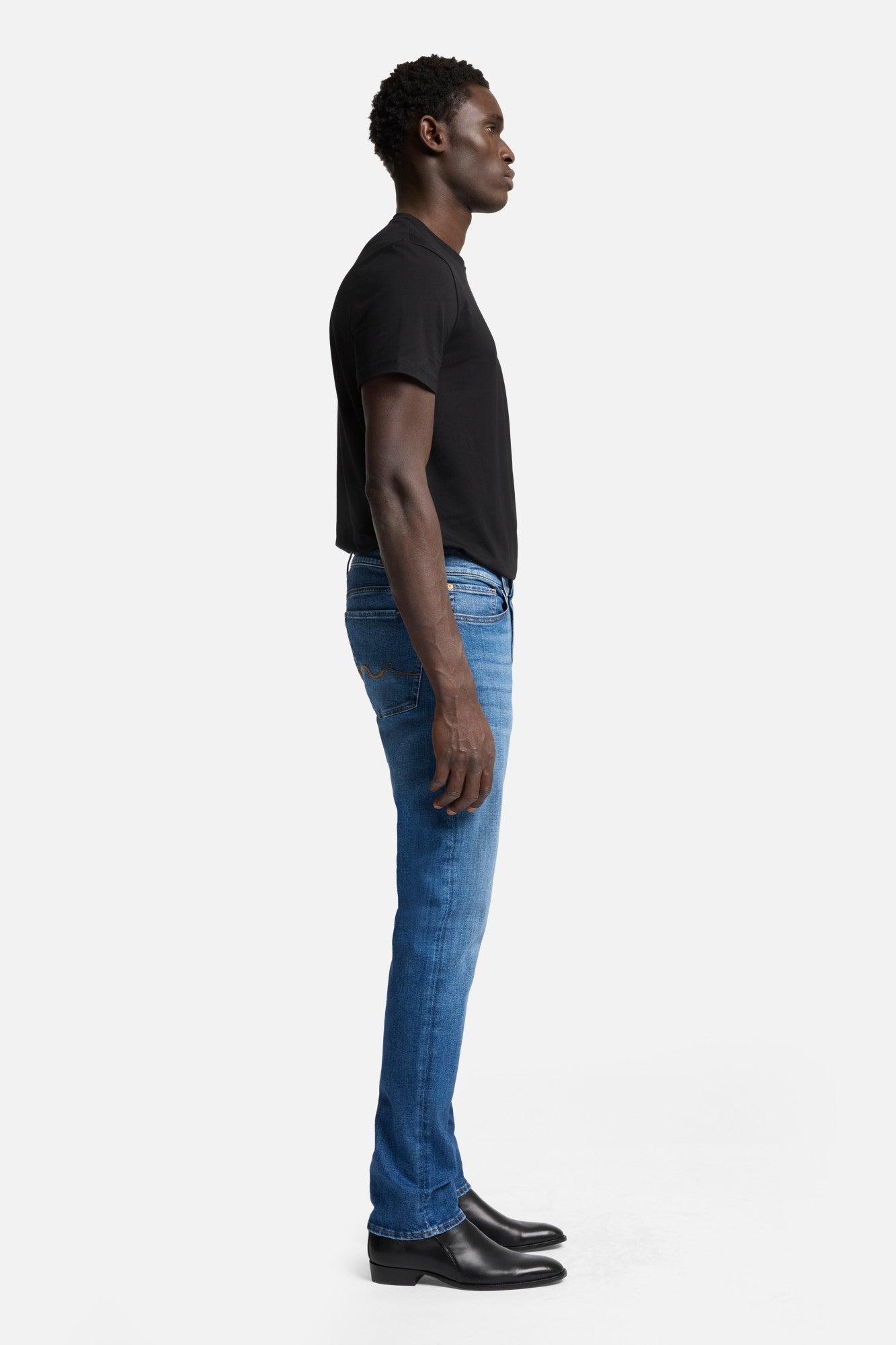 7-for-all-mankind-luxe-performance-slimmy-jeans-in-vernon image 6