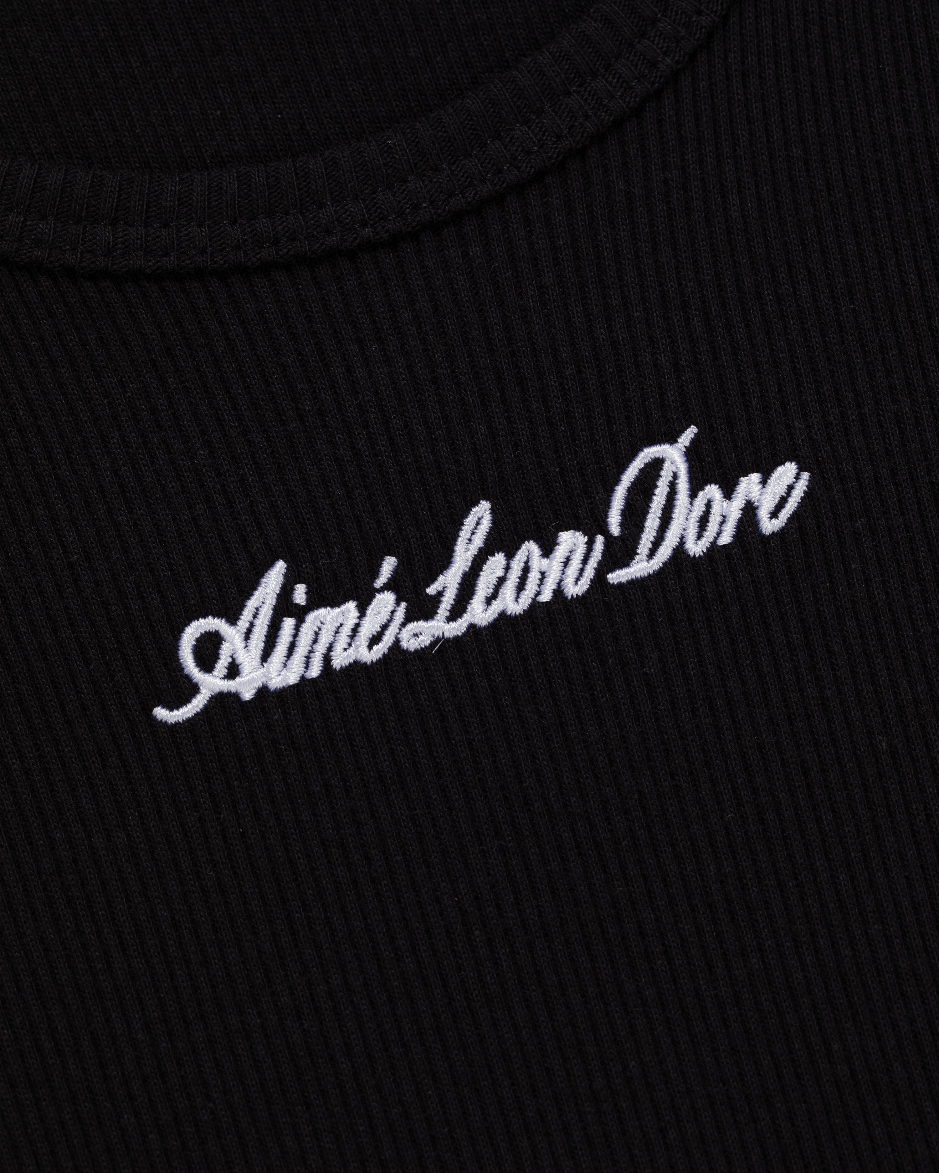 aim-leon-dore-embroidered-logo-tank-top-schwarzes-tank image 4