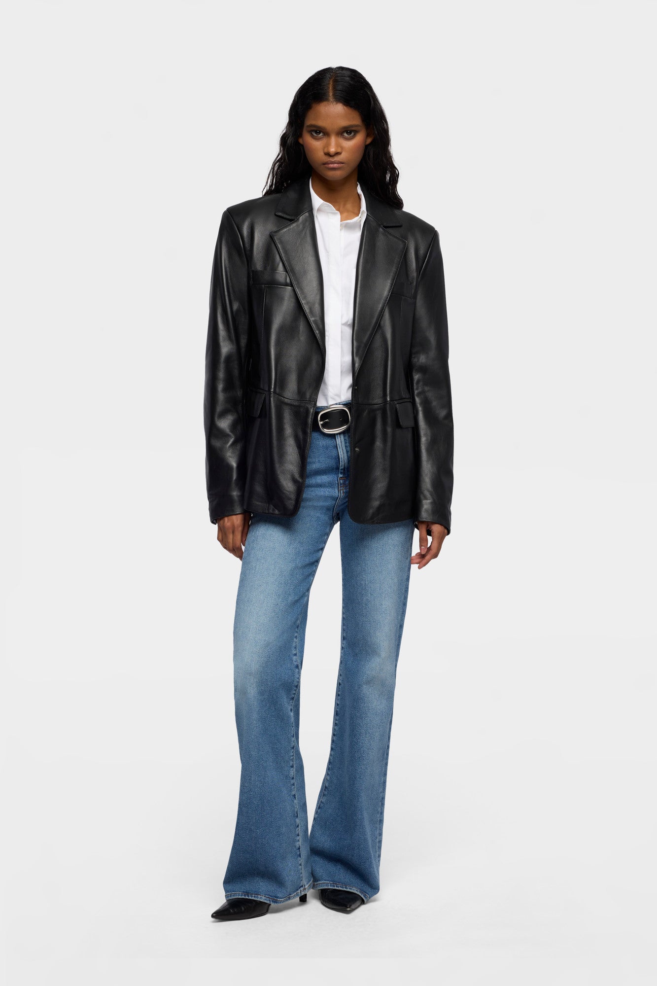 7-for-all-mankind-leder-blazer-single-breasted-in-schwarz image 2