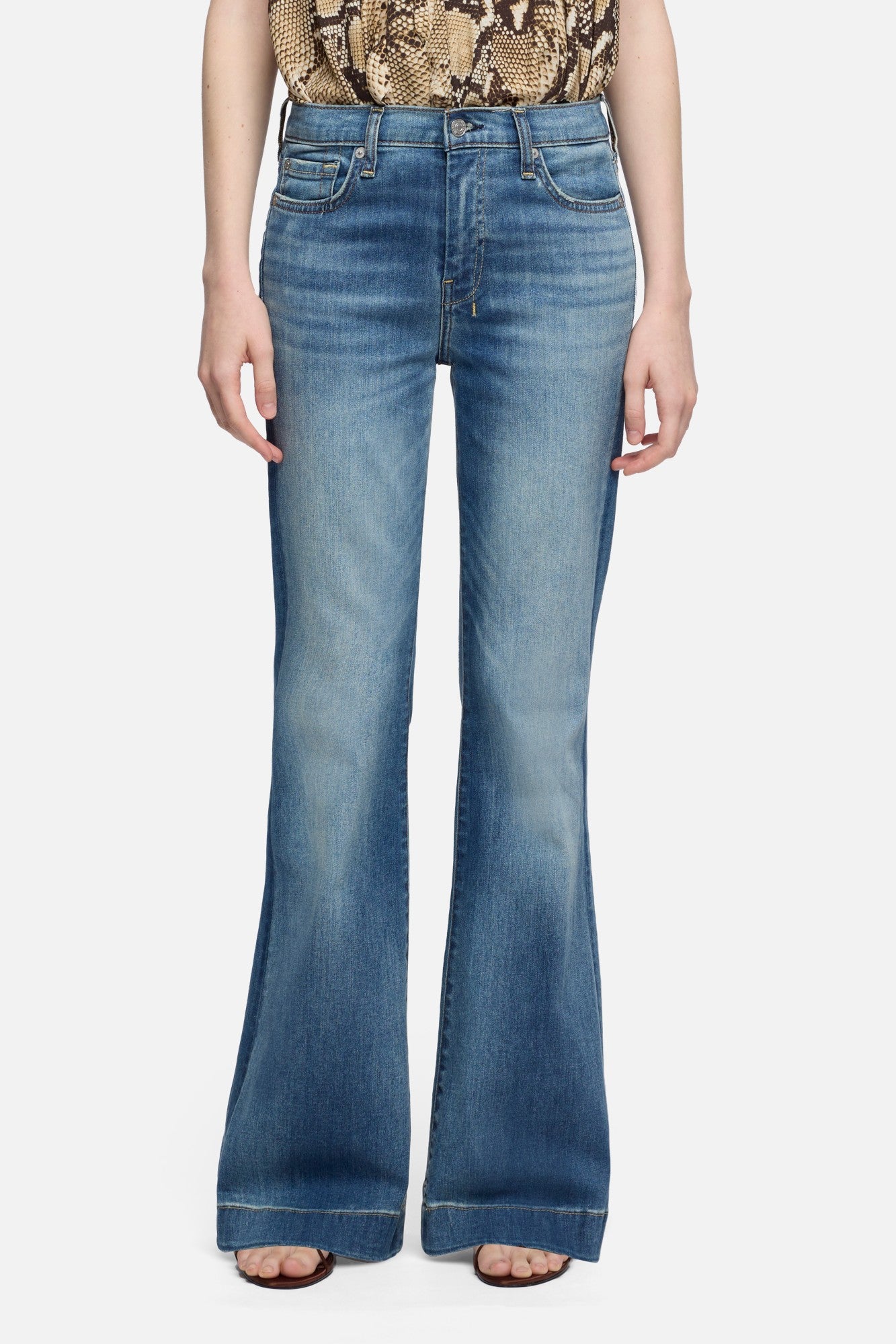 7-for-all-mankind-tailorless-dojo-damen-jeans-distressed-authentic-light image 3