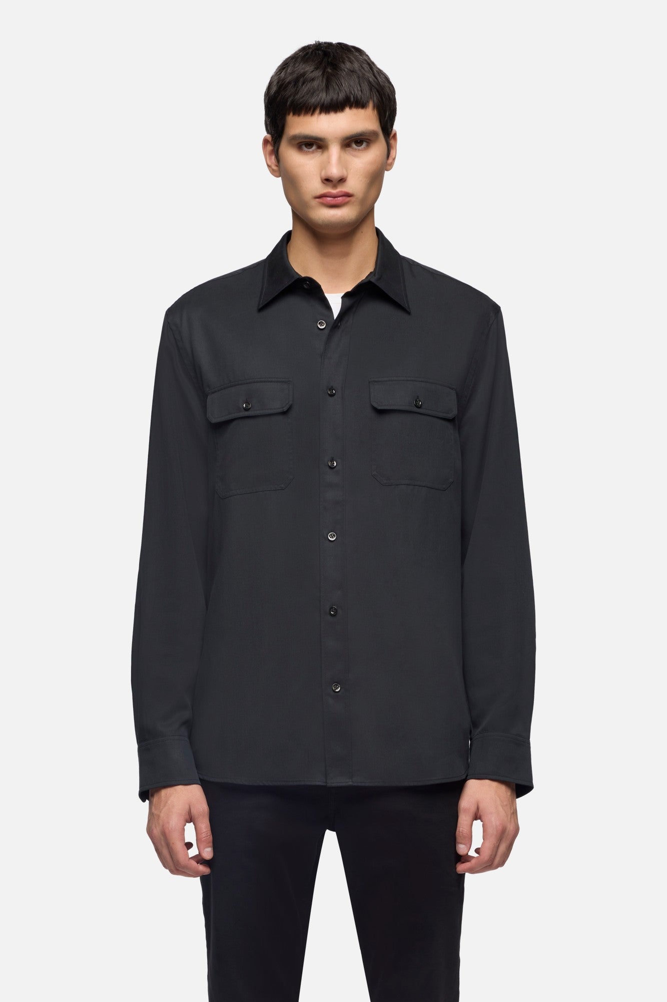 7-for-all-mankind-military-shirt-in-fluid-black-herren-hemd-aus-100-lyocell image 3