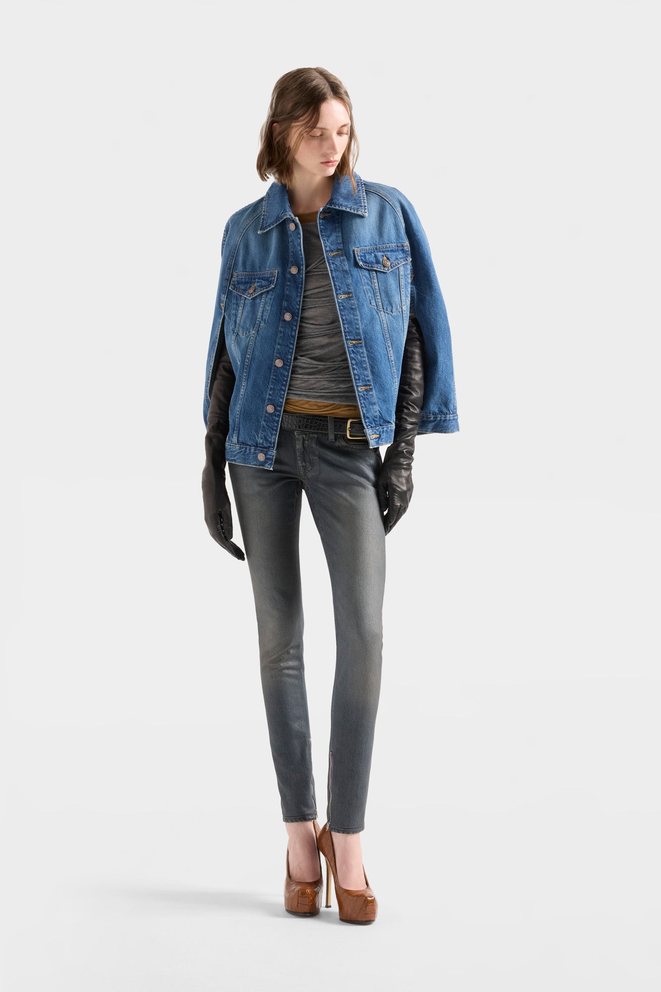 7-for-all-mankind-cape-denim-cape-in-midtown image 2